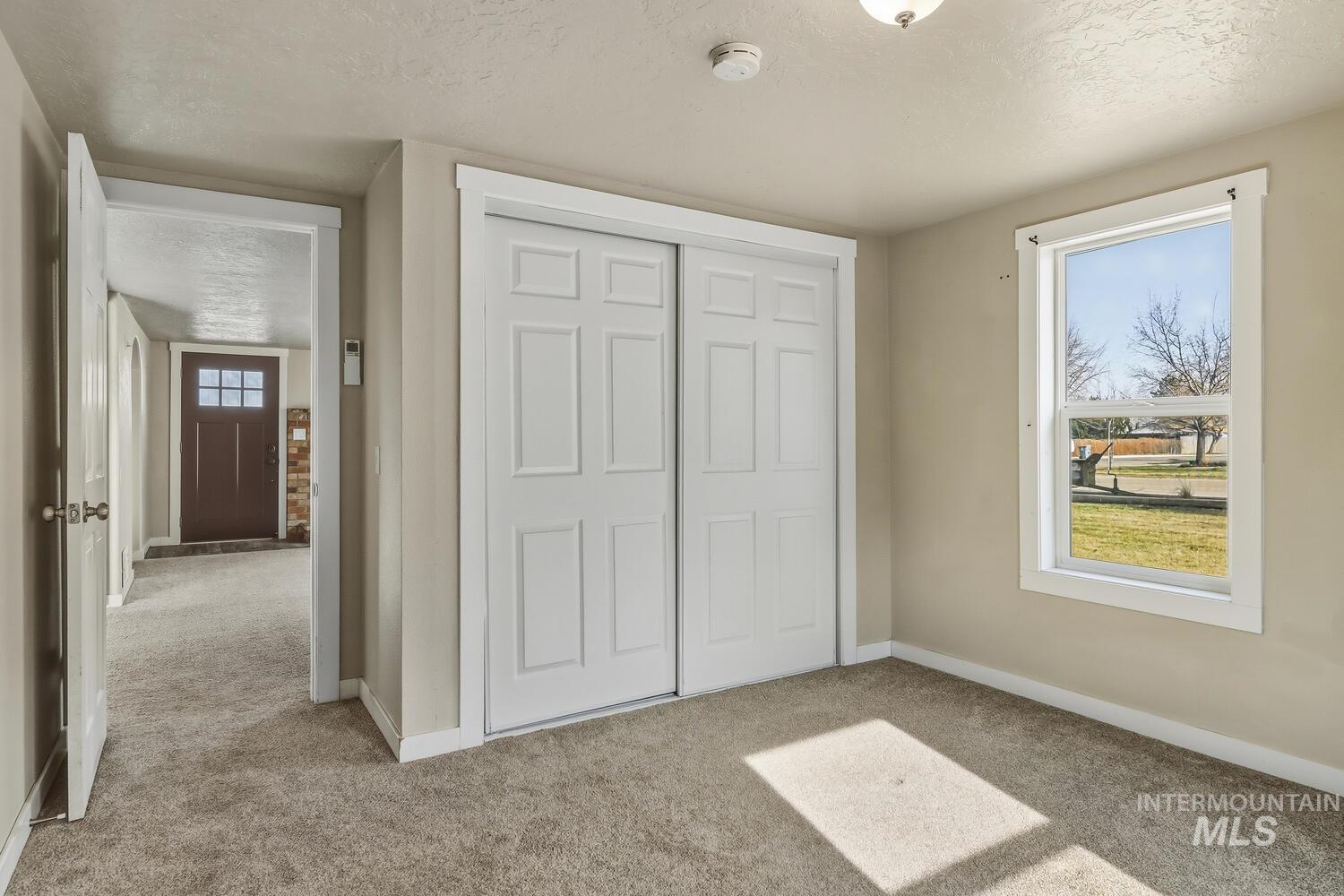 20871 Academy Road, Greenleaf, Idaho 83626, 2 Bedrooms, 1 Bathroom, Residential For Sale, Price $360,000,MLS 98972962