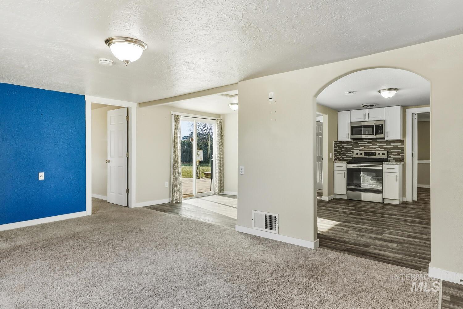 20871 Academy Road, Greenleaf, Idaho 83626, 2 Bedrooms, 1 Bathroom, Residential For Sale, Price $360,000,MLS 98972962