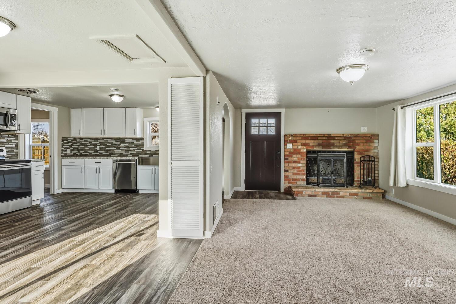 20871 Academy Road, Greenleaf, Idaho 83626, 2 Bedrooms, 1 Bathroom, Residential For Sale, Price $360,000,MLS 98972962