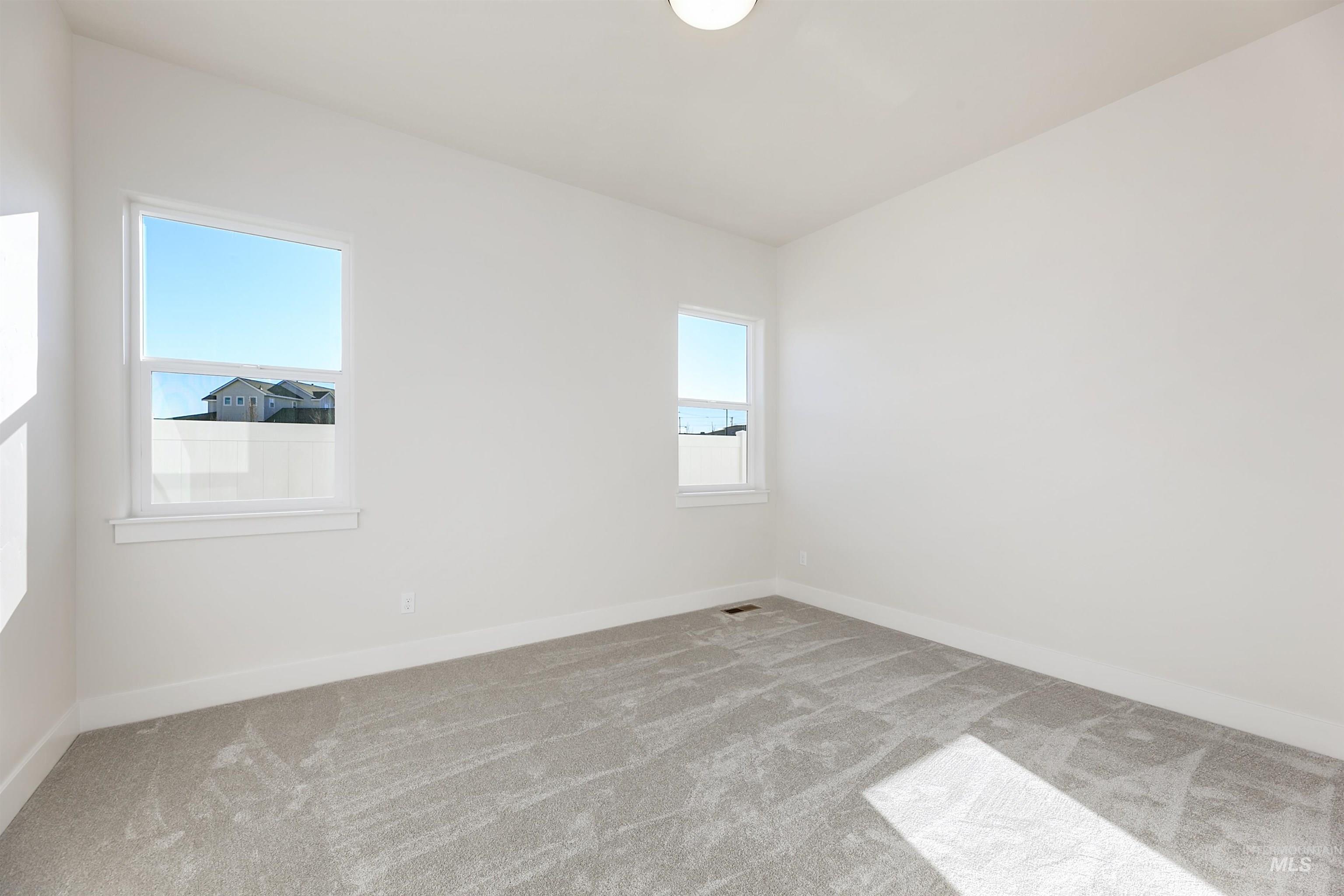 21870 Appaloosa Ave, Star, Idaho 83669, 3 Bedrooms, 3.5 Bathrooms, Residential For Sale, Price $1,054,385,MLS 98972965