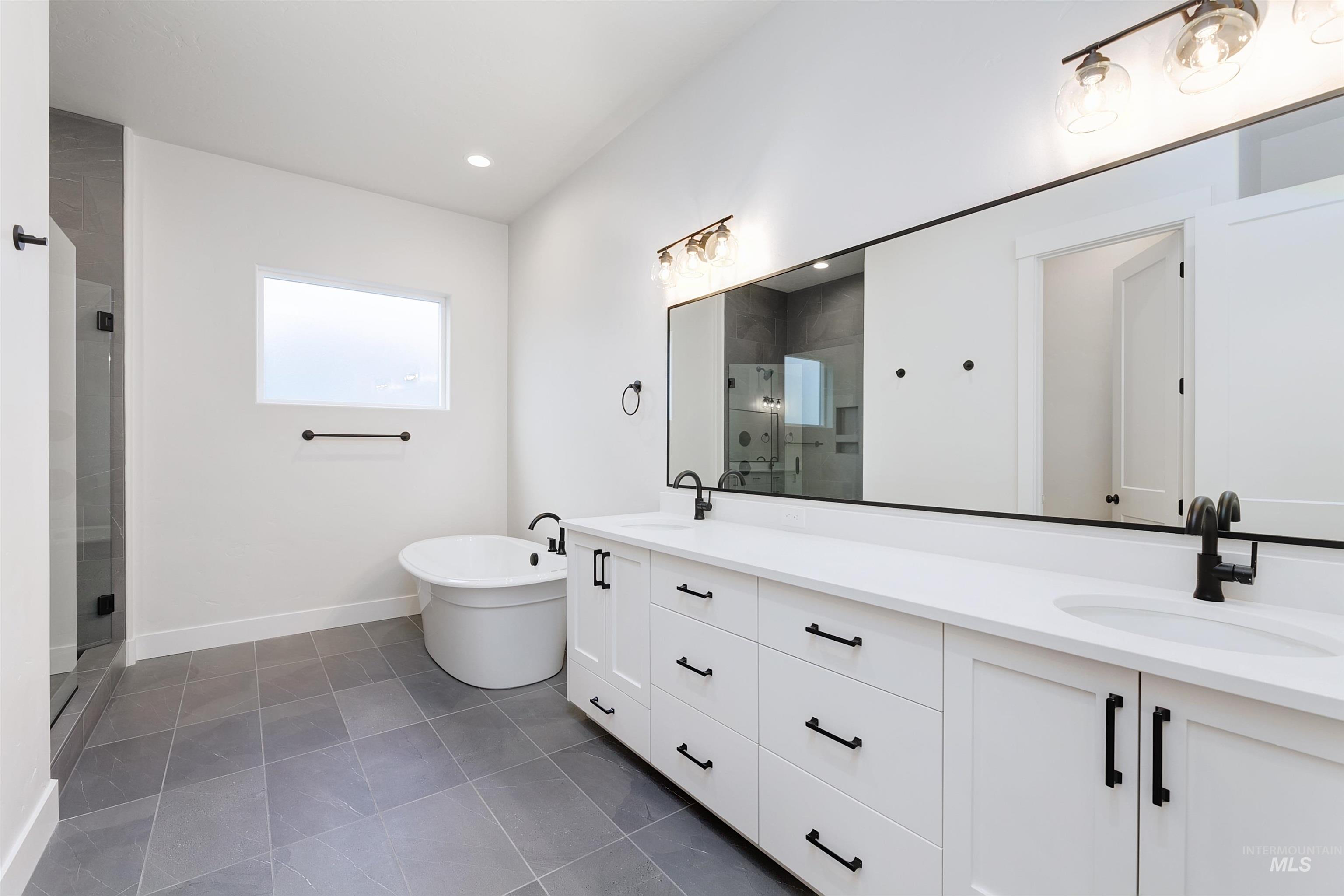 21870 Appaloosa Ave, Star, Idaho 83669, 3 Bedrooms, 3.5 Bathrooms, Residential For Sale, Price $1,054,385,MLS 98972965