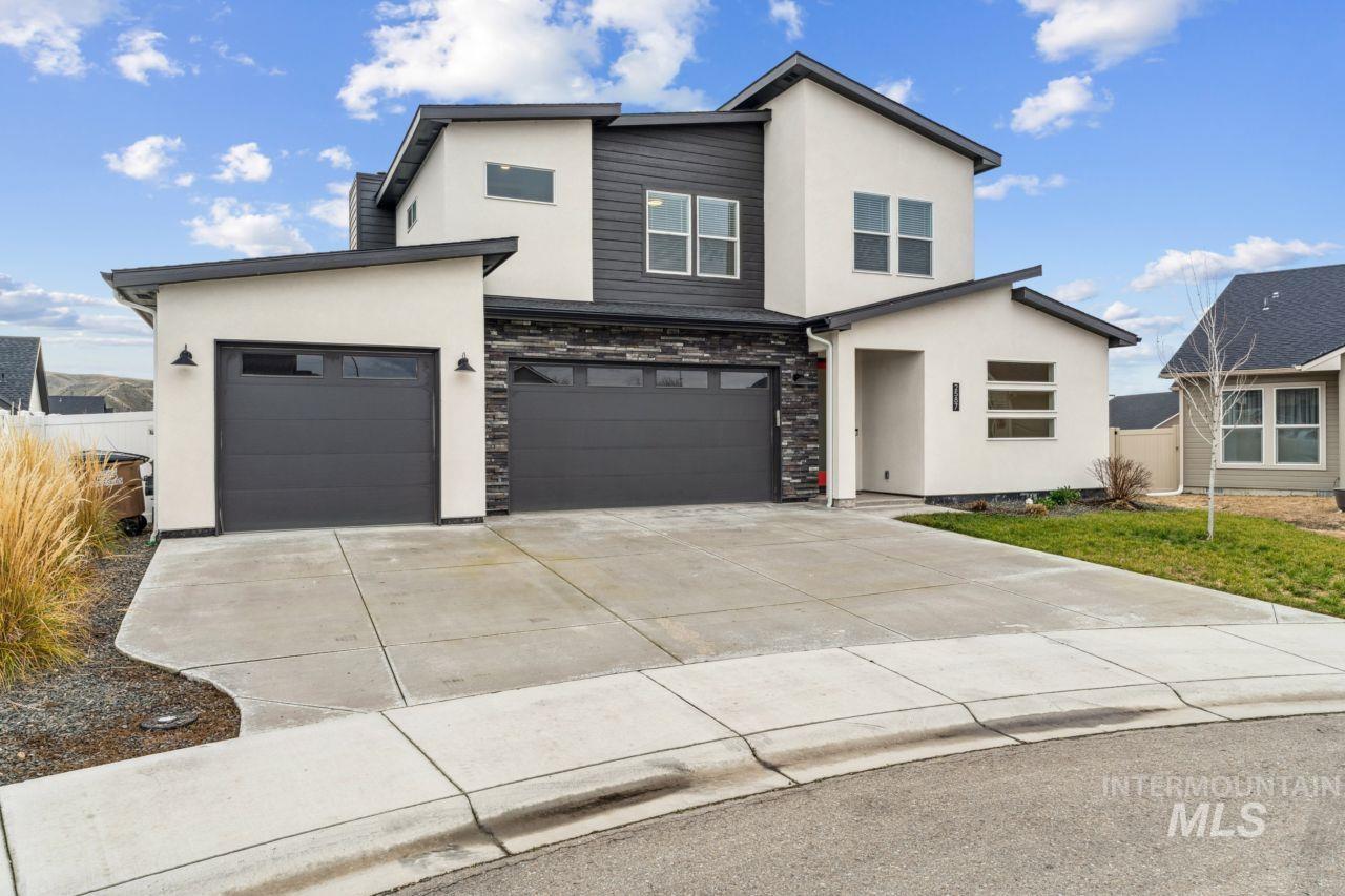 2587 E Jonagold, Emmett, Idaho 83617, 4 Bedrooms, 3.5 Bathrooms, Residential For Sale, Price $599,000, 98972966