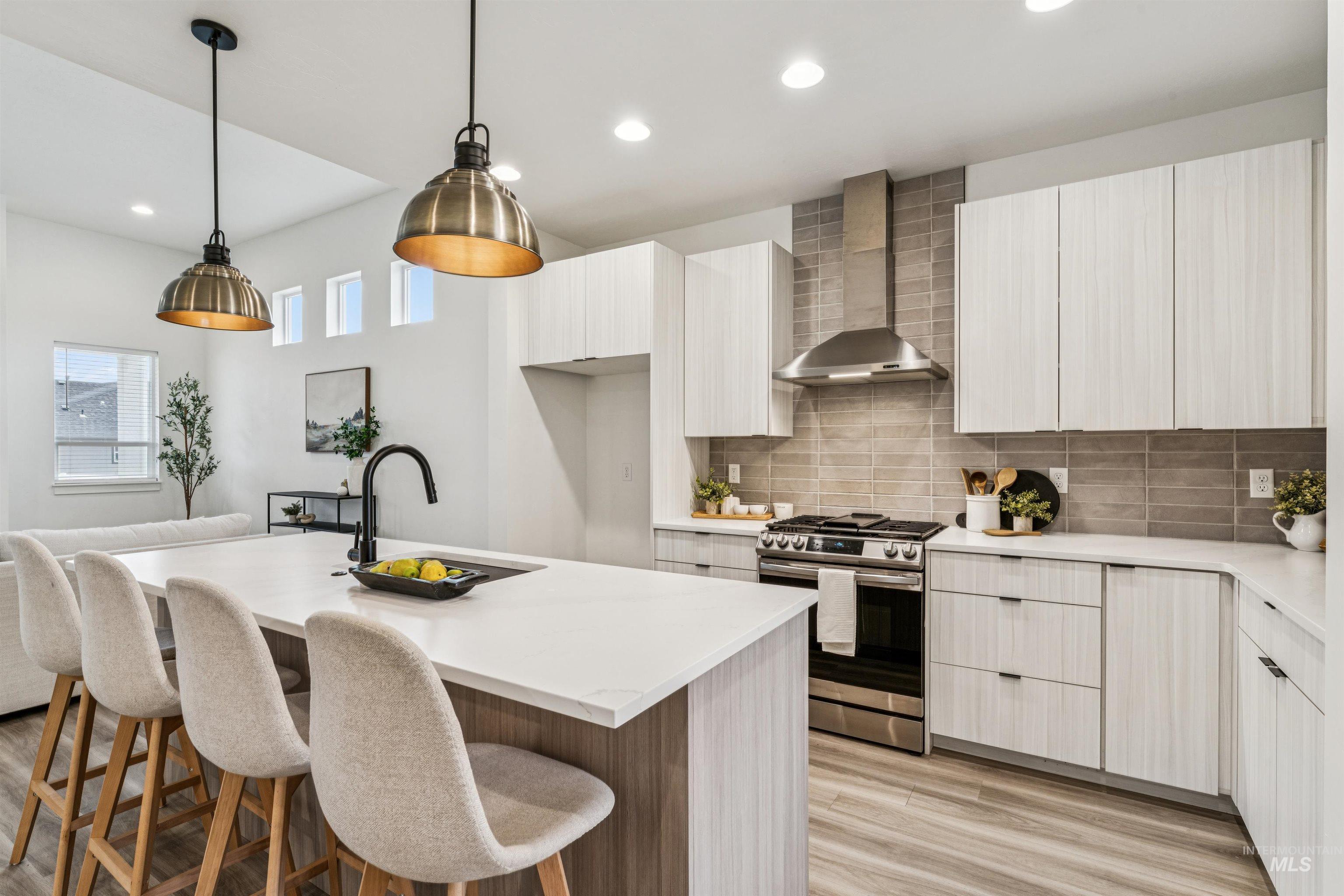 2587 E Jonagold, Emmett, Idaho 83617, 4 Bedrooms, 3.5 Bathrooms, Residential For Sale, Price $599,000,MLS 98972966