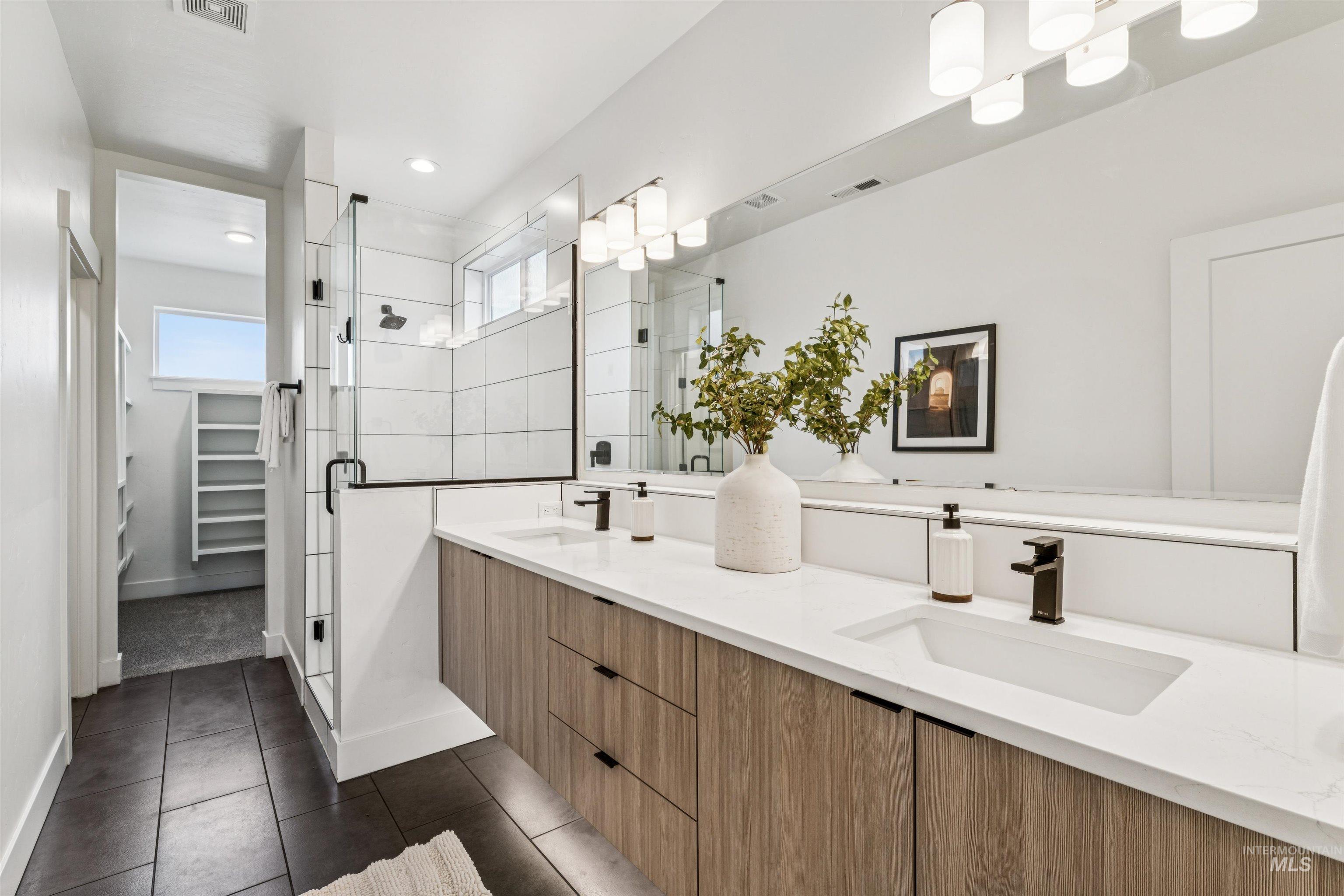 2587 E Jonagold, Emmett, Idaho 83617, 4 Bedrooms, 3.5 Bathrooms, Residential For Sale, Price $599,000, 98972966