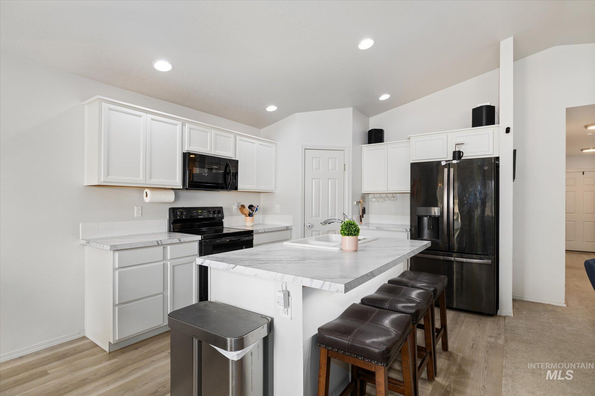 8356 E Conant St, Nampa, Idaho 83687, 3 Bedrooms, 2 Bathrooms, Residential For Sale, Price $414,800,MLS 98972967