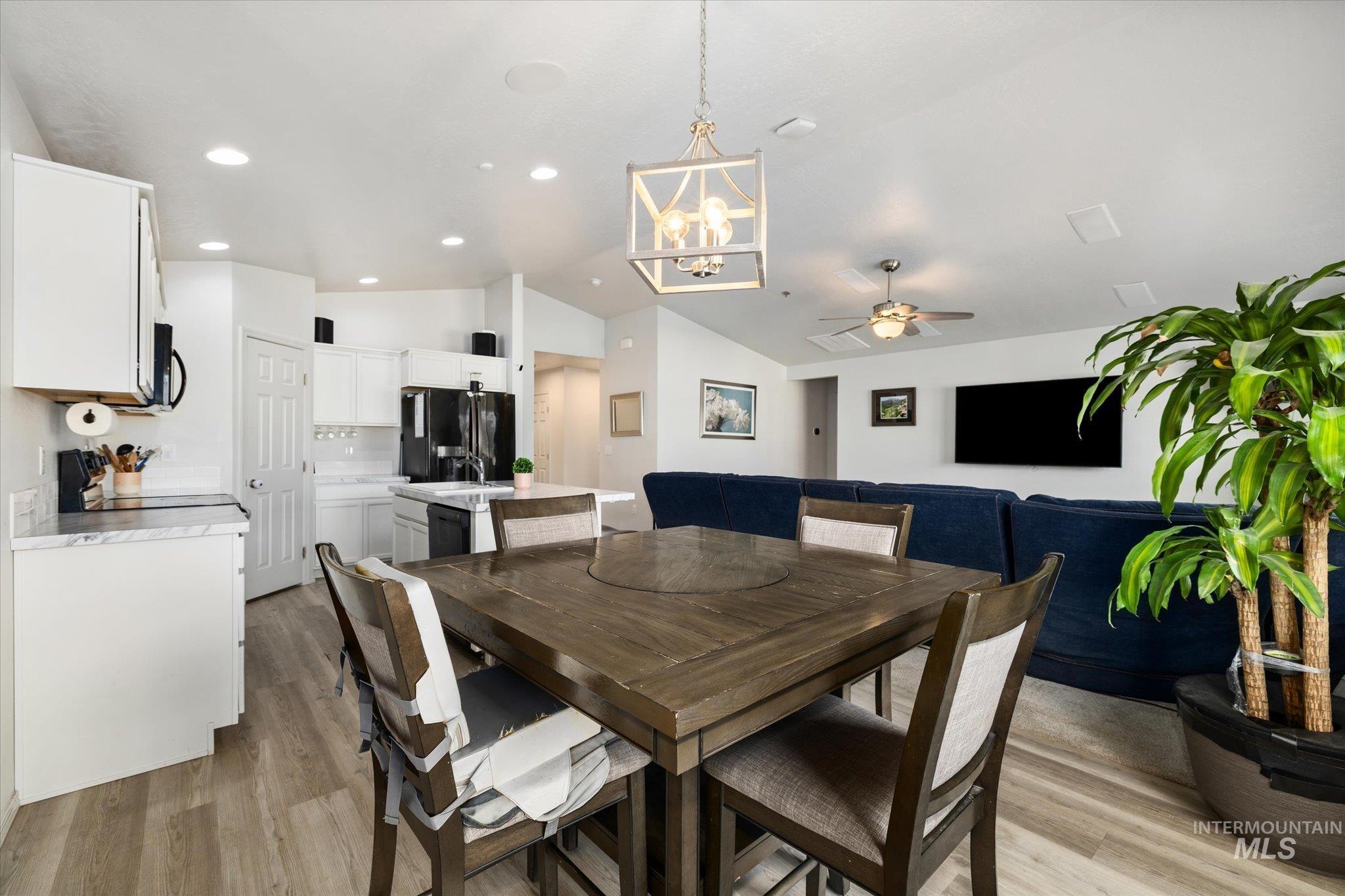 8356 E Conant St, Nampa, Idaho 83687, 3 Bedrooms, 2 Bathrooms, Residential For Sale, Price $414,800,MLS 98972967