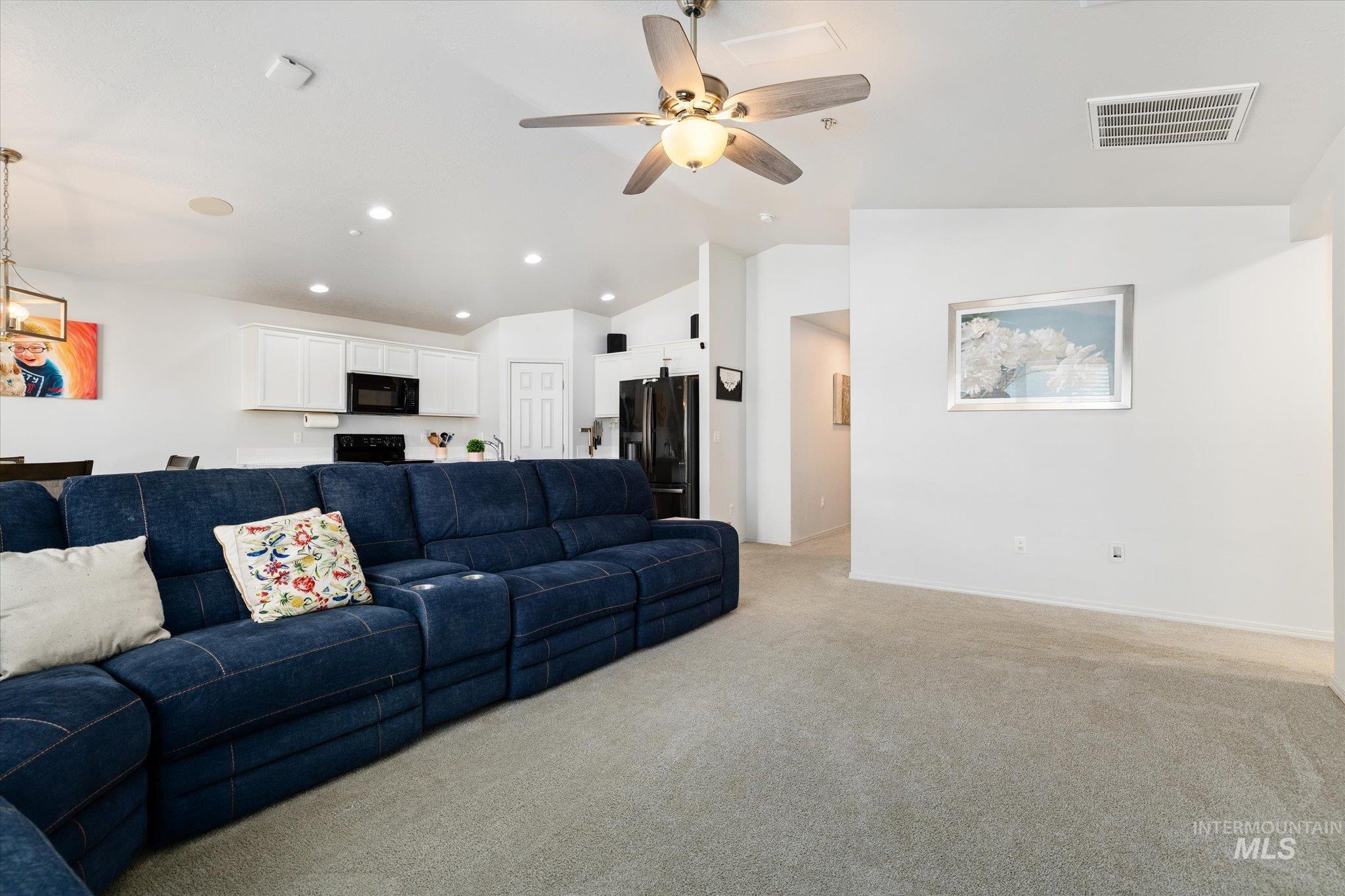 8356 E Conant St, Nampa, Idaho 83687, 3 Bedrooms, 2 Bathrooms, Residential For Sale, Price $414,800,MLS 98972967