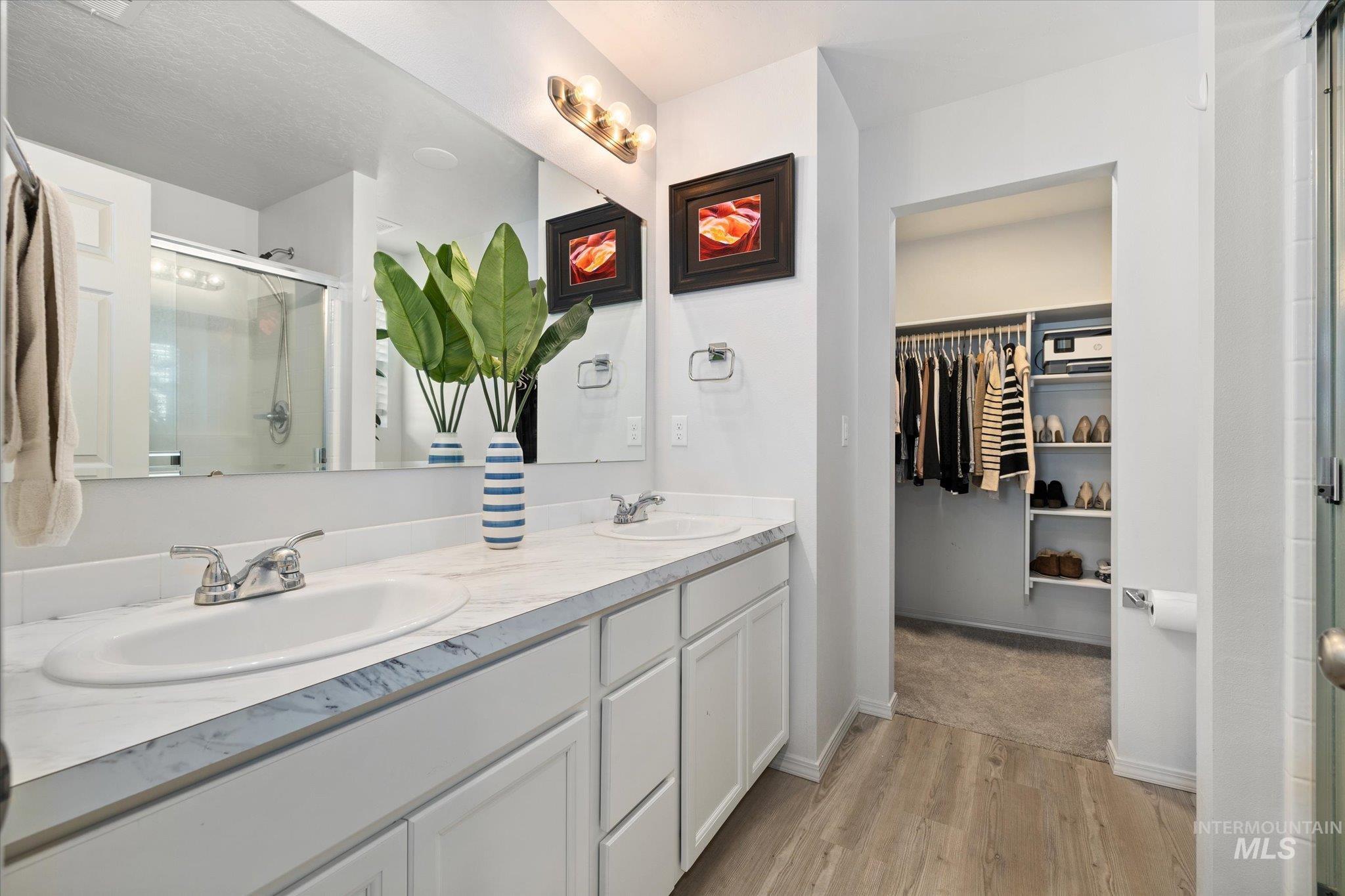 8356 E Conant St, Nampa, Idaho 83687, 3 Bedrooms, 2 Bathrooms, Residential For Sale, Price $414,800,MLS 98972967