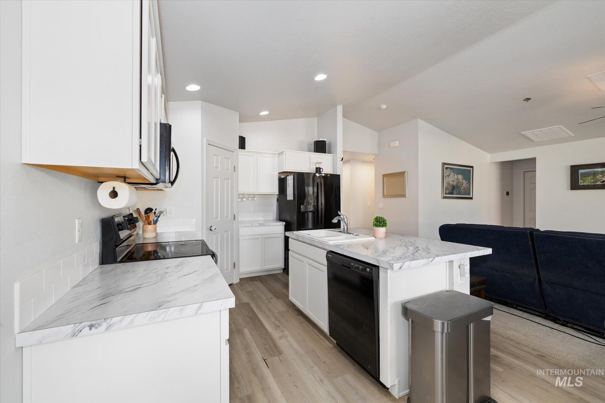 8356 E Conant St, Nampa, Idaho 83687, 3 Bedrooms, 2 Bathrooms, Residential For Sale, Price $414,800,MLS 98972967