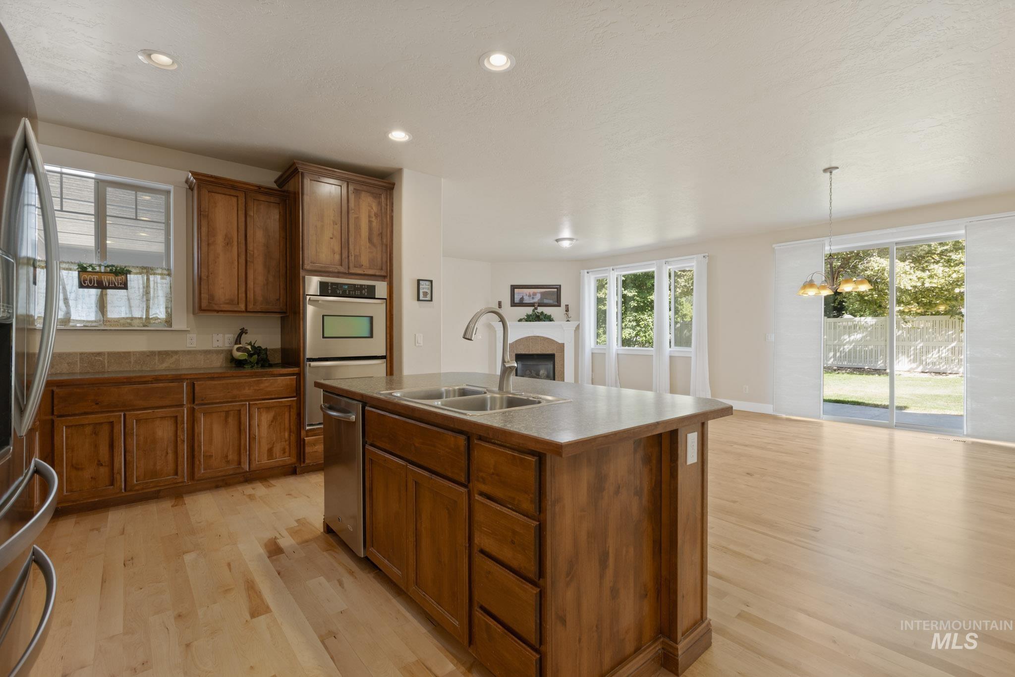 1838 W Pachino St, Meridian, Idaho 83646, 3 Bedrooms, 2.5 Bathrooms, Residential For Sale, Price $674,900,MLS 98972968