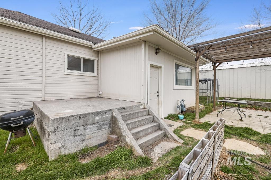 821 12th Ave N, Buhl, Idaho 83316, 3 Bedrooms, 2 Bathrooms, Residential For Sale, Price $265,000,MLS 98972969