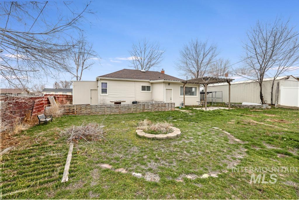 821 12th Ave N, Buhl, Idaho 83316, 3 Bedrooms, 2 Bathrooms, Residential For Sale, Price $265,000,MLS 98972969