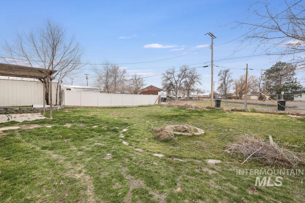 821 12th Ave N, Buhl, Idaho 83316, 3 Bedrooms, 2 Bathrooms, Residential For Sale, Price $265,000,MLS 98972969