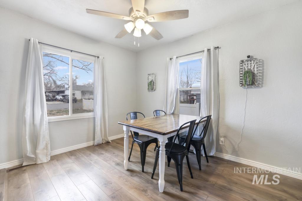 821 12th Ave N, Buhl, Idaho 83316, 3 Bedrooms, 2 Bathrooms, Residential For Sale, Price $265,000,MLS 98972969