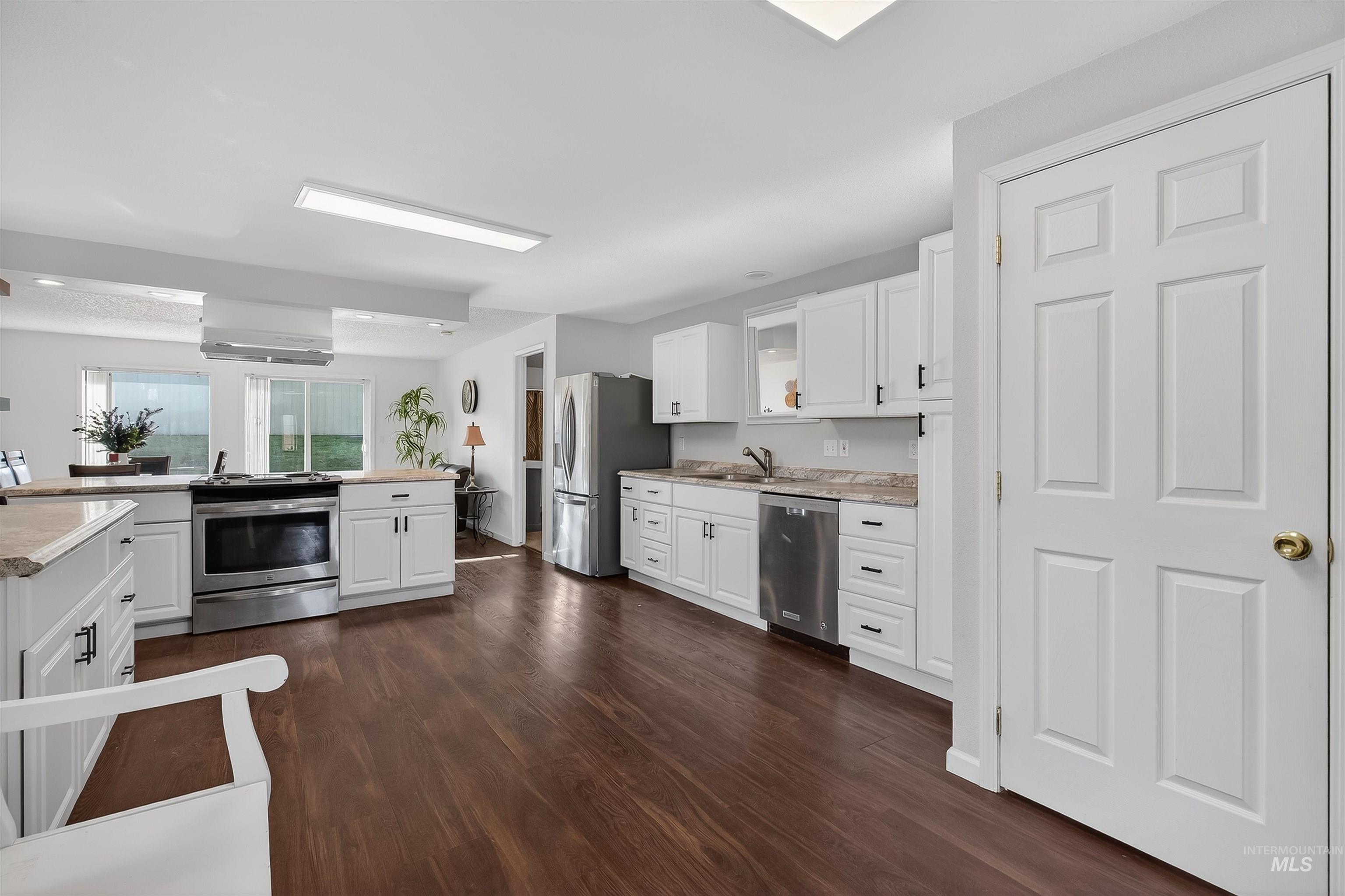 1471 16th Avenue, Clarkston, Washington 83501, 3 Bedrooms, 2 Bathrooms, Residential For Sale, Price $354,900,MLS 98972971