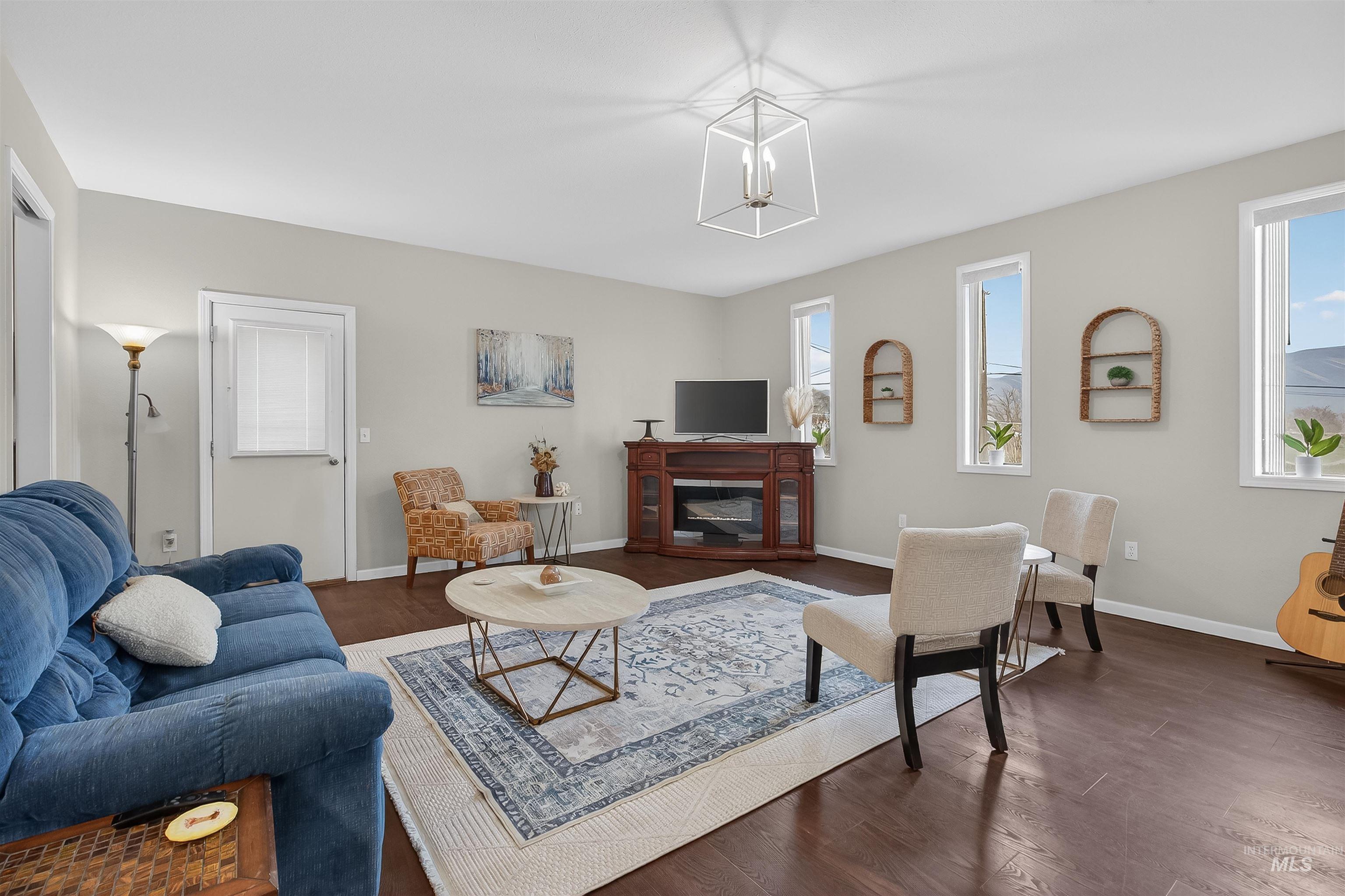 1471 16th Avenue, Clarkston, Washington 83501, 3 Bedrooms, 2 Bathrooms, Residential For Sale, Price $354,900,MLS 98972971