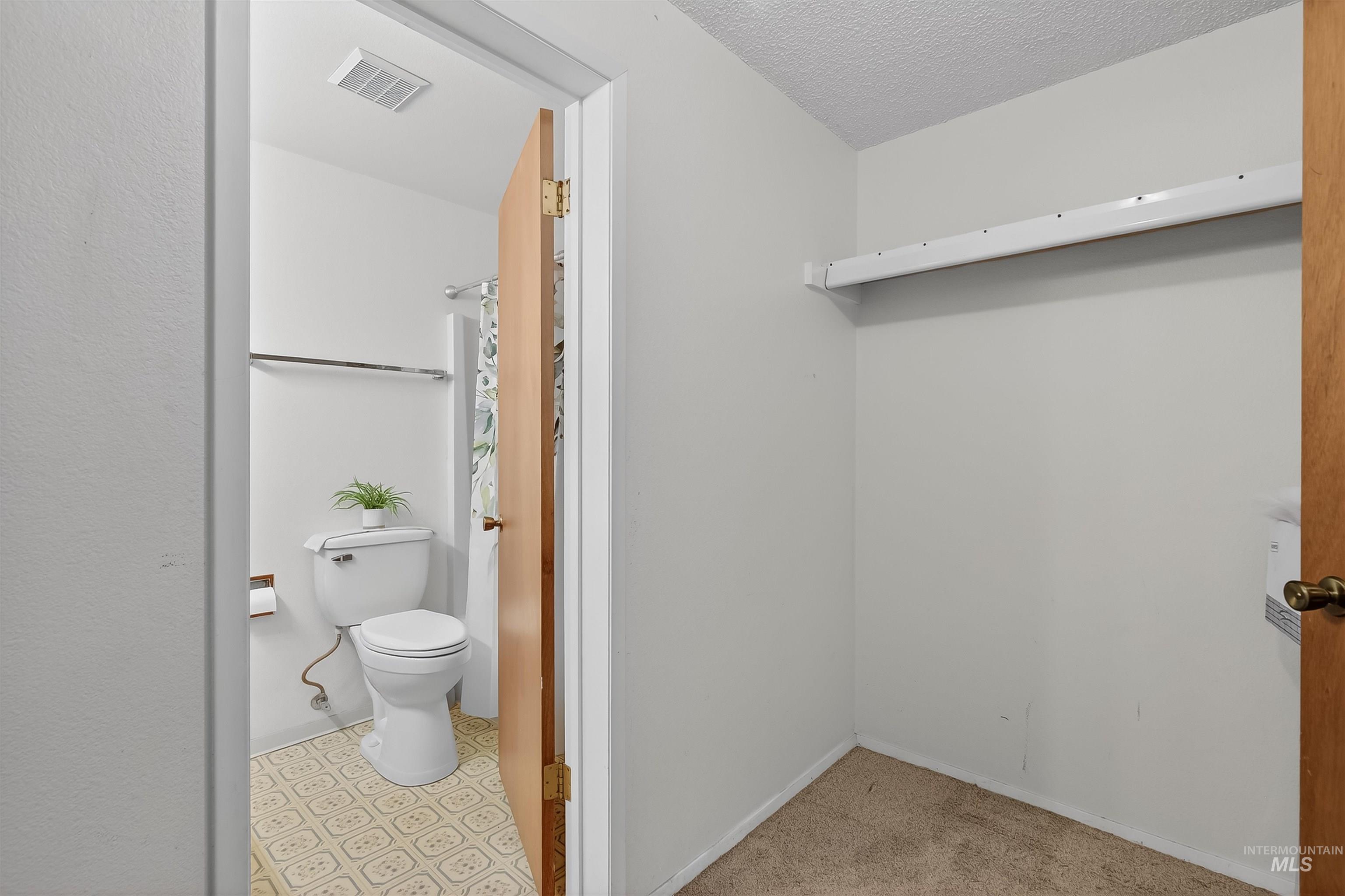 1471 16th Avenue, Clarkston, Washington 83501, 3 Bedrooms, 2 Bathrooms, Residential For Sale, Price $354,900,MLS 98972971