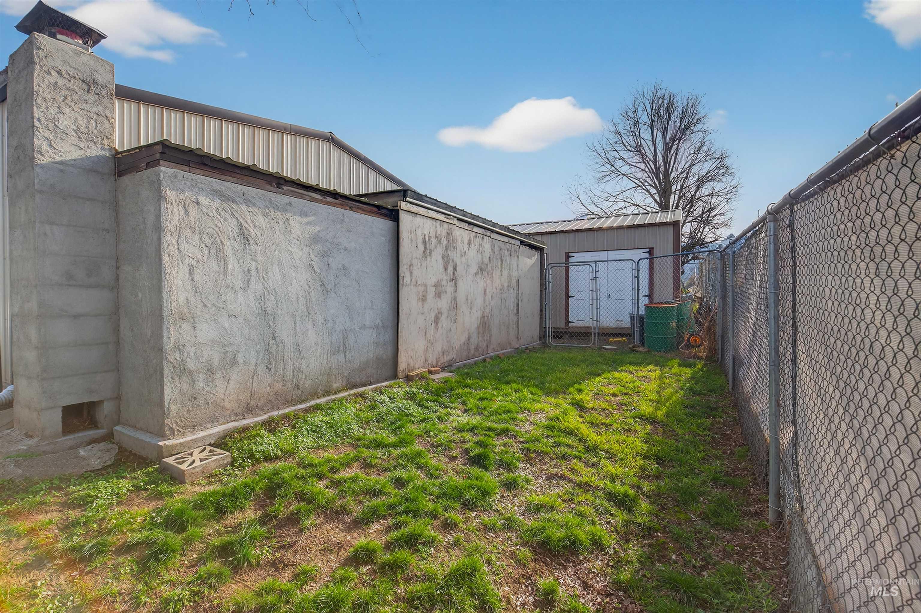 1471 16th Avenue, Clarkston, Washington 83501, 3 Bedrooms, 2 Bathrooms, Residential For Sale, Price $354,900,MLS 98972971