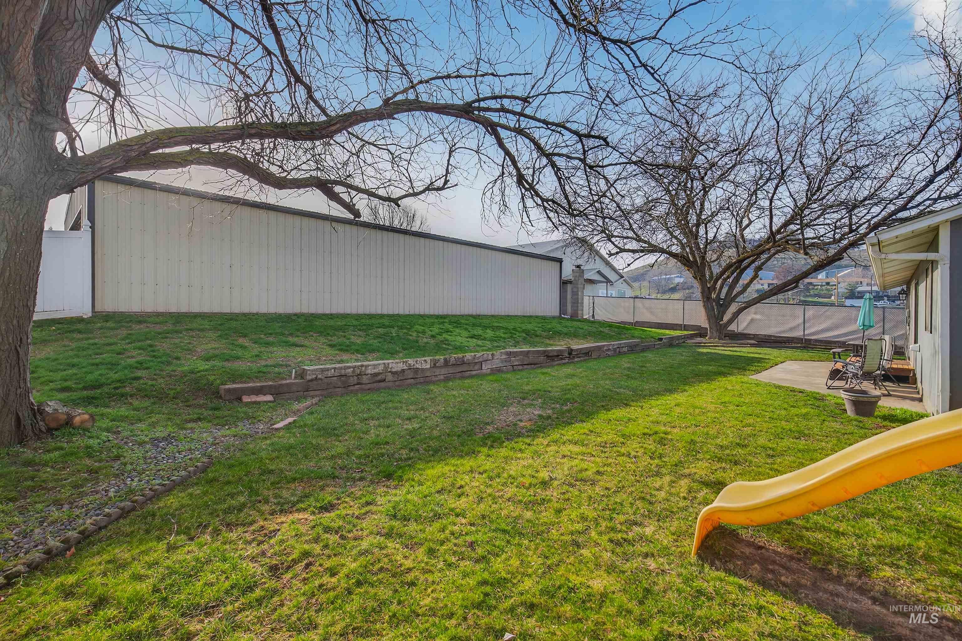 1471 16th Avenue, Clarkston, Washington 83501, 3 Bedrooms, 2 Bathrooms, Residential For Sale, Price $354,900,MLS 98972971