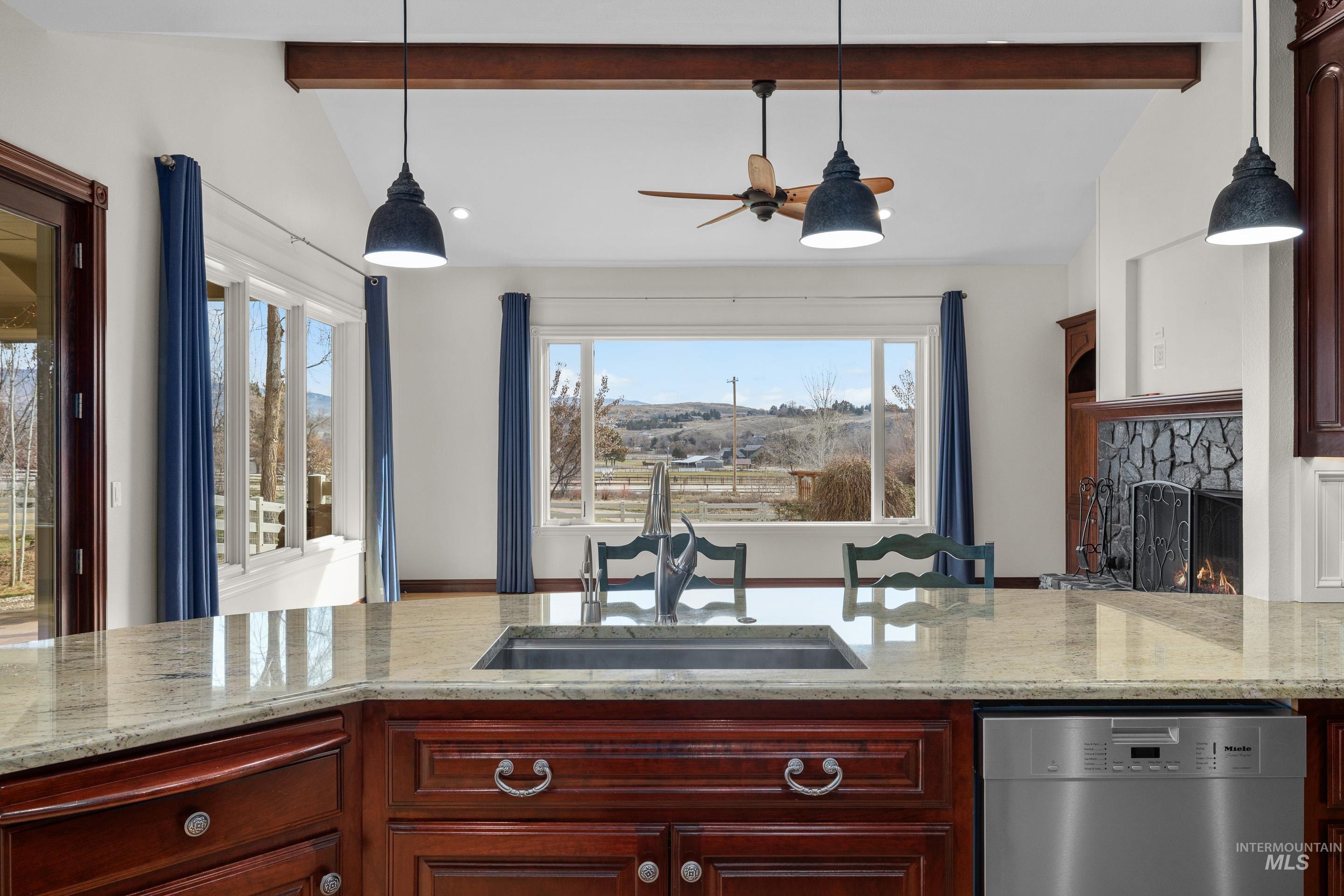 3900 N Saddleman Place, Eagle, Idaho 83616, 3 Bedrooms, 2.5 Bathrooms, Residential For Sale, Price $2,290,000,MLS 98972972