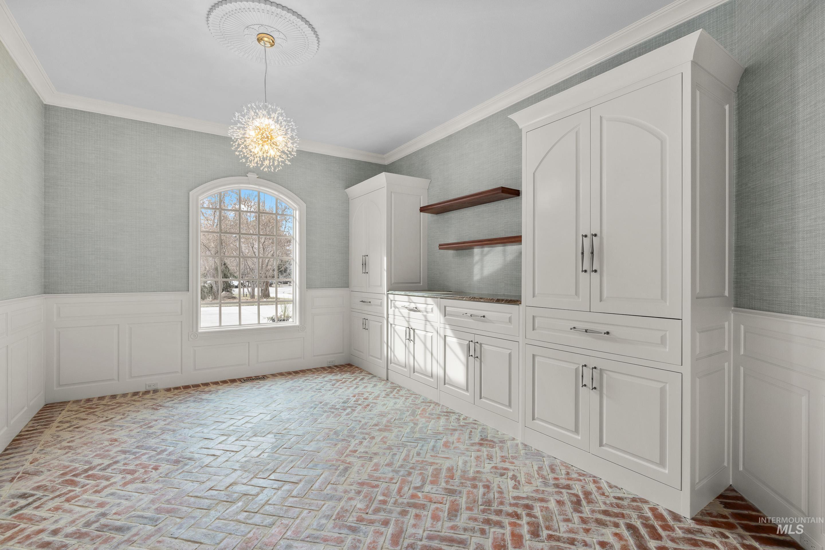 3900 N Saddleman Place, Eagle, Idaho 83616, 3 Bedrooms, 2.5 Bathrooms, Residential For Sale, Price $2,290,000,MLS 98972972