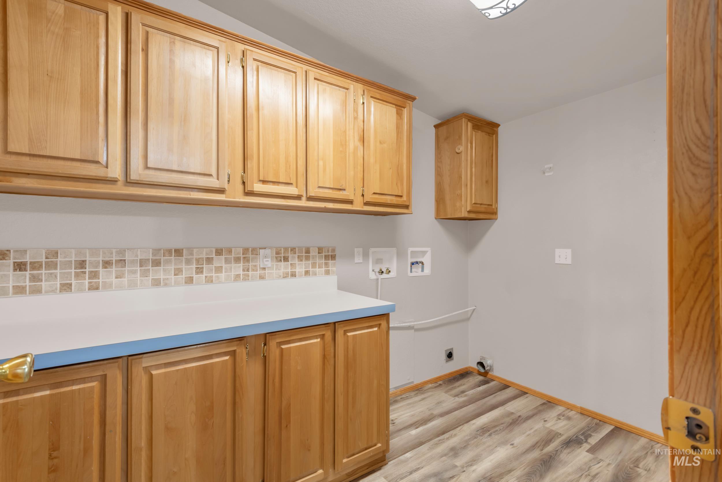 2852 Sagebrush Lane, Homedale, Idaho 83628, 3 Bedrooms, 2 Bathrooms, Residential For Sale, Price $485,000,MLS 98972973