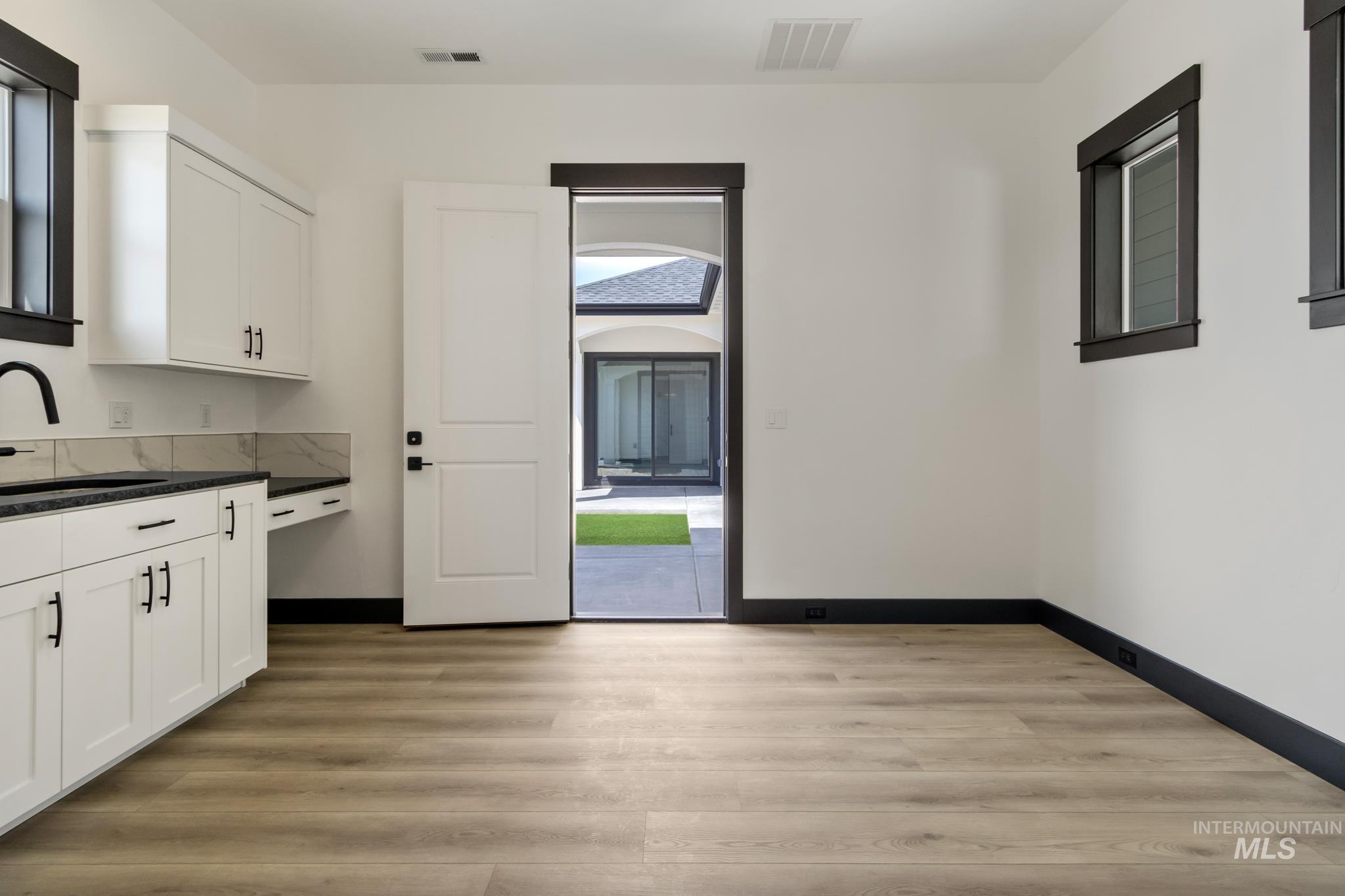 2040 W Ibis Dr, Nampa, Idaho 83686, 4 Bedrooms, 3 Bathrooms, Residential For Sale, Price $664,900,MLS 98972974