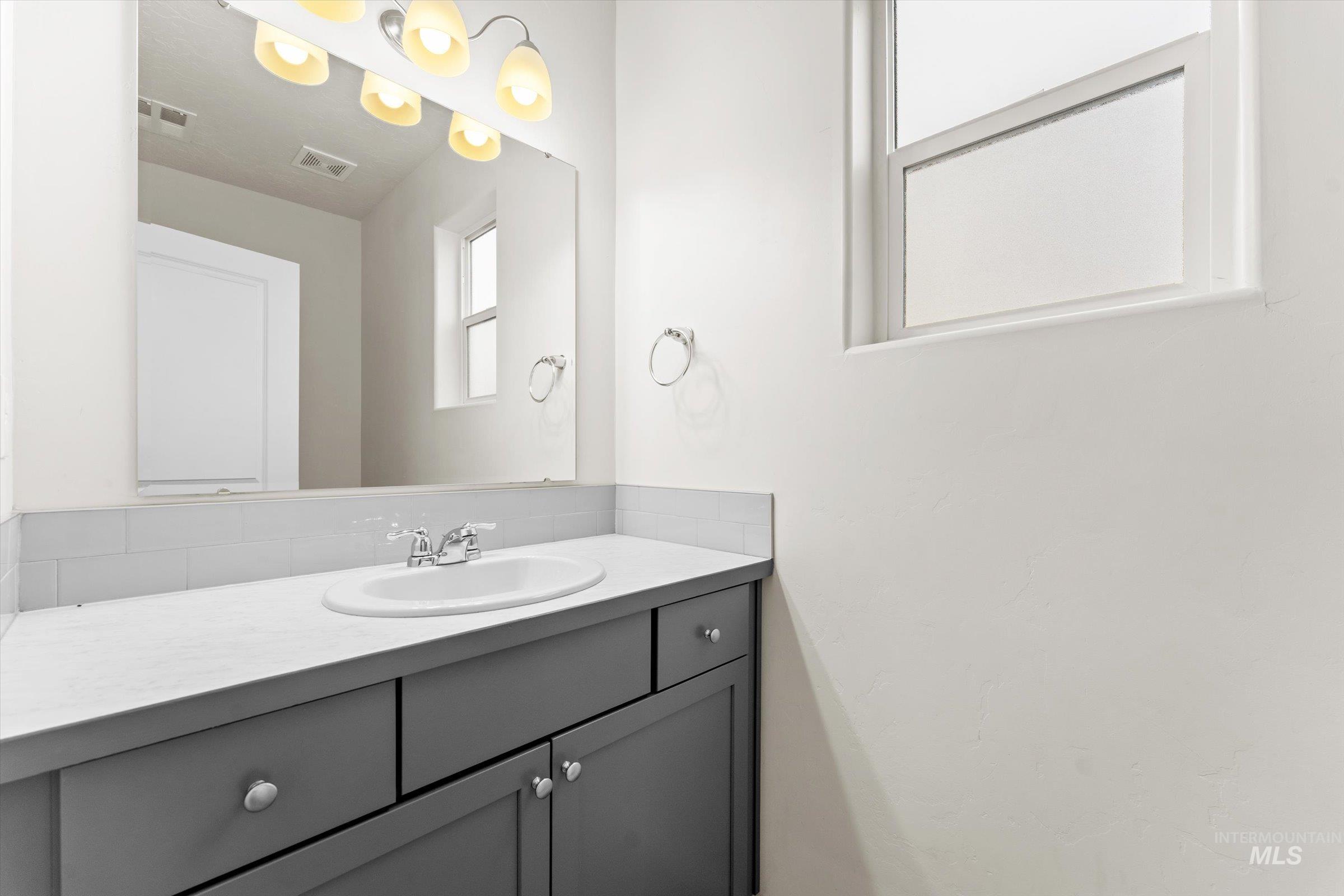 513 Stanley Lake St, Middleton, Idaho 83644, 3 Bedrooms, 2.5 Bathrooms, Rental For Rent, Price $2,495,MLS 98972975