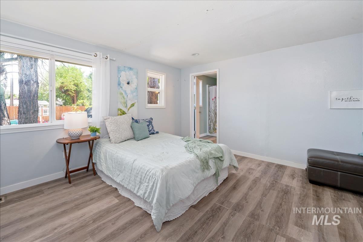 575 E 2nd South, Mountain Home, Idaho 83647, 4 Bedrooms, 2 Bathrooms, Residential For Sale, Price $330,000,MLS 98972977