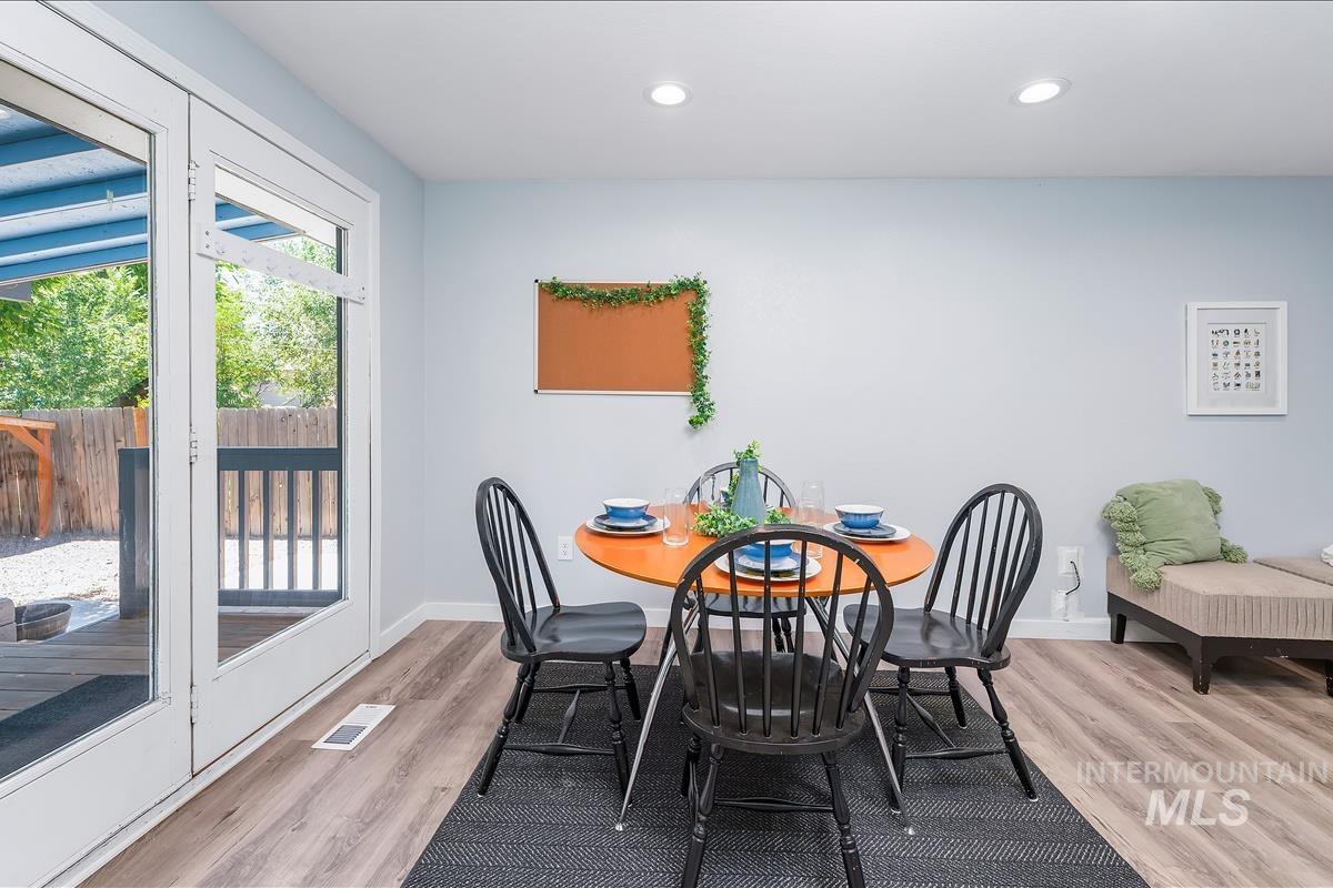 575 E 2nd South, Mountain Home, Idaho 83647, 4 Bedrooms, 2 Bathrooms, Residential For Sale, Price $330,000, 98972977