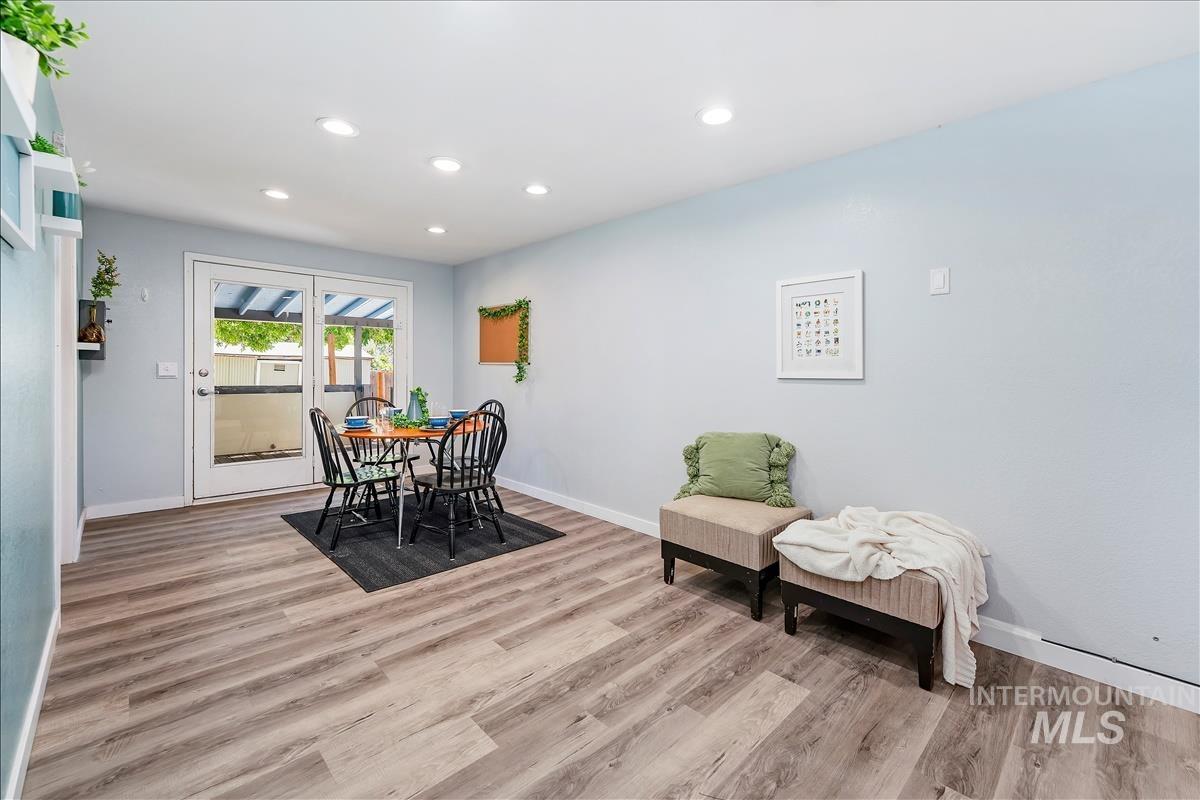 575 E 2nd South, Mountain Home, Idaho 83647, 4 Bedrooms, 2 Bathrooms, Residential For Sale, Price $330,000,MLS 98972977