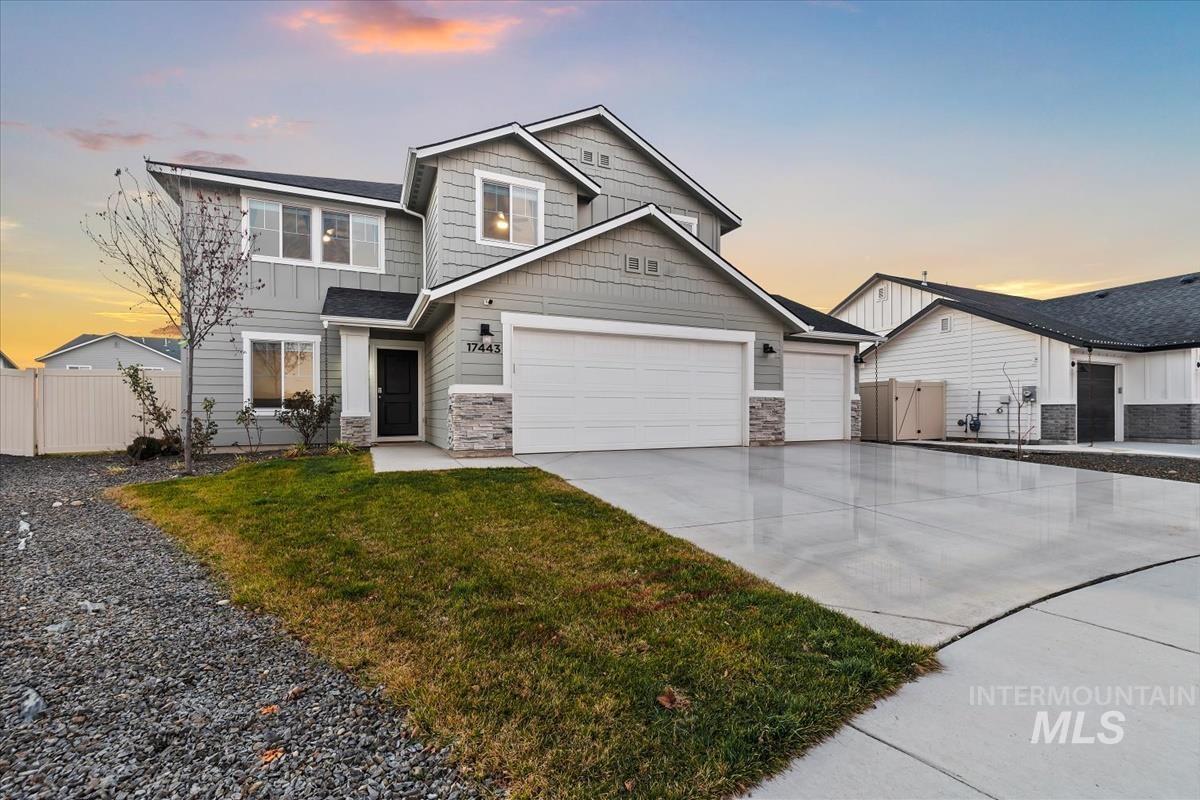 17443 N Owl Peak Ave, Nampa, Idaho 83687, 4 Bedrooms, 2.5 Bathrooms, Residential For Sale, Price $465,000,MLS 98972980