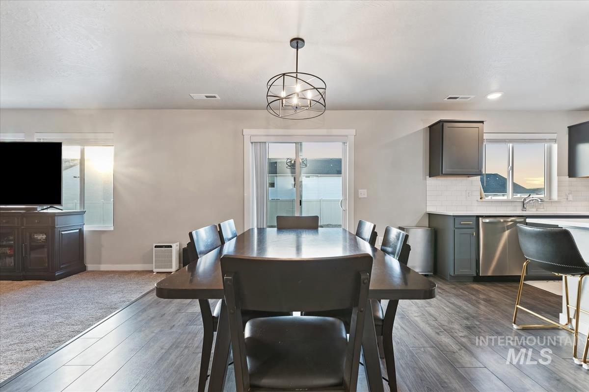 17443 N Owl Peak Ave, Nampa, Idaho 83687, 4 Bedrooms, 2.5 Bathrooms, Residential For Sale, Price $465,000,MLS 98972980