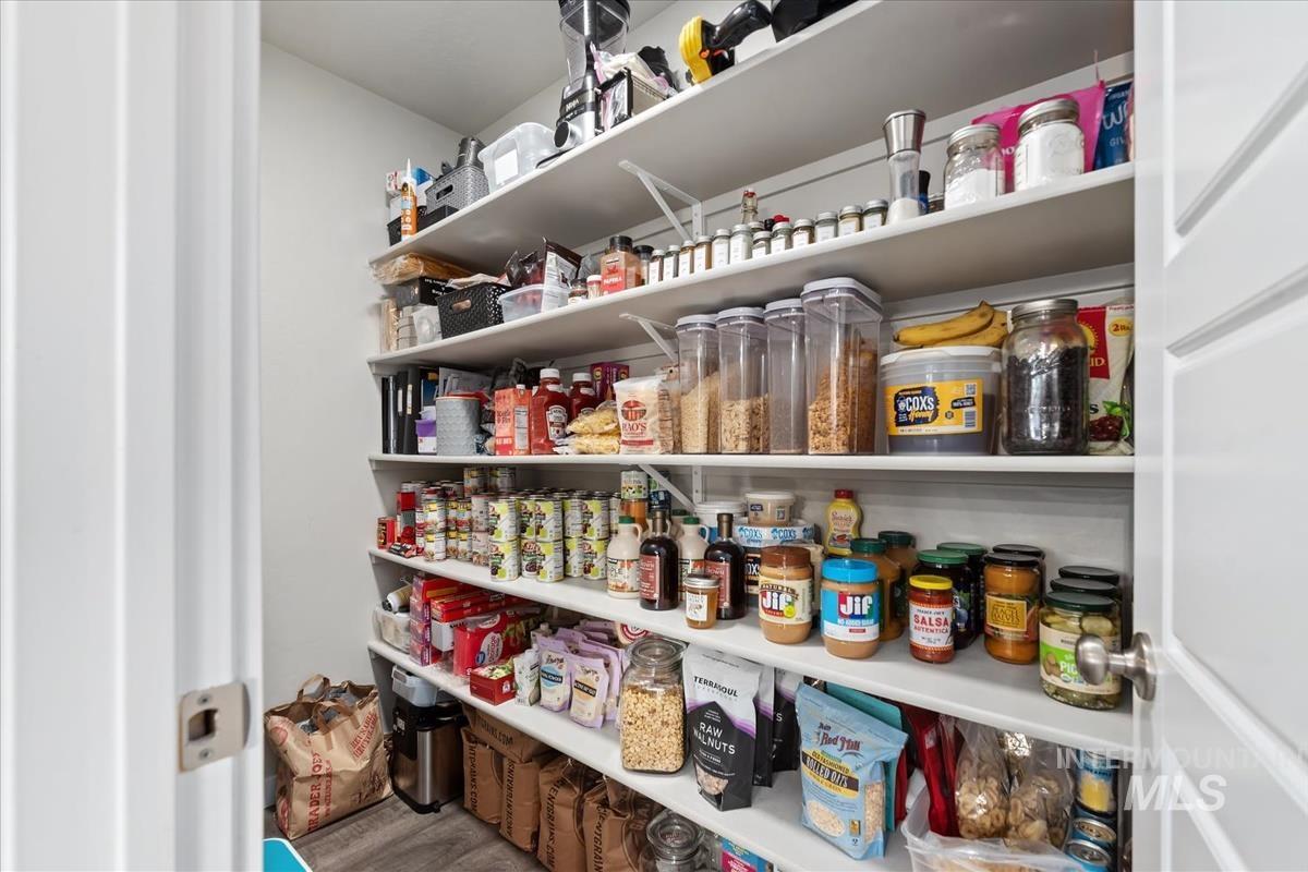 17443 N Owl Peak Ave, Nampa, Idaho 83687, 4 Bedrooms, 2.5 Bathrooms, Residential For Sale, Price $465,000,MLS 98972980