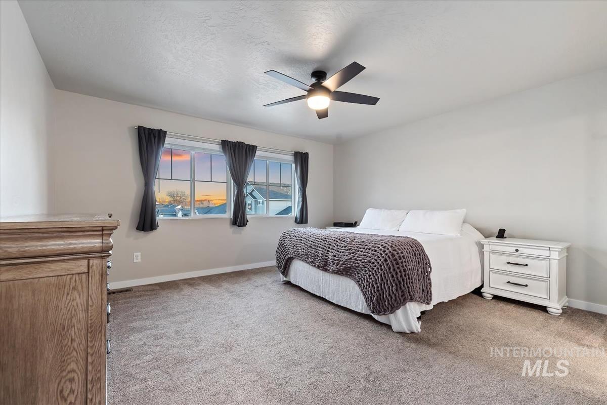 17443 N Owl Peak Ave, Nampa, Idaho 83687, 4 Bedrooms, 2.5 Bathrooms, Residential For Sale, Price $465,000,MLS 98972980