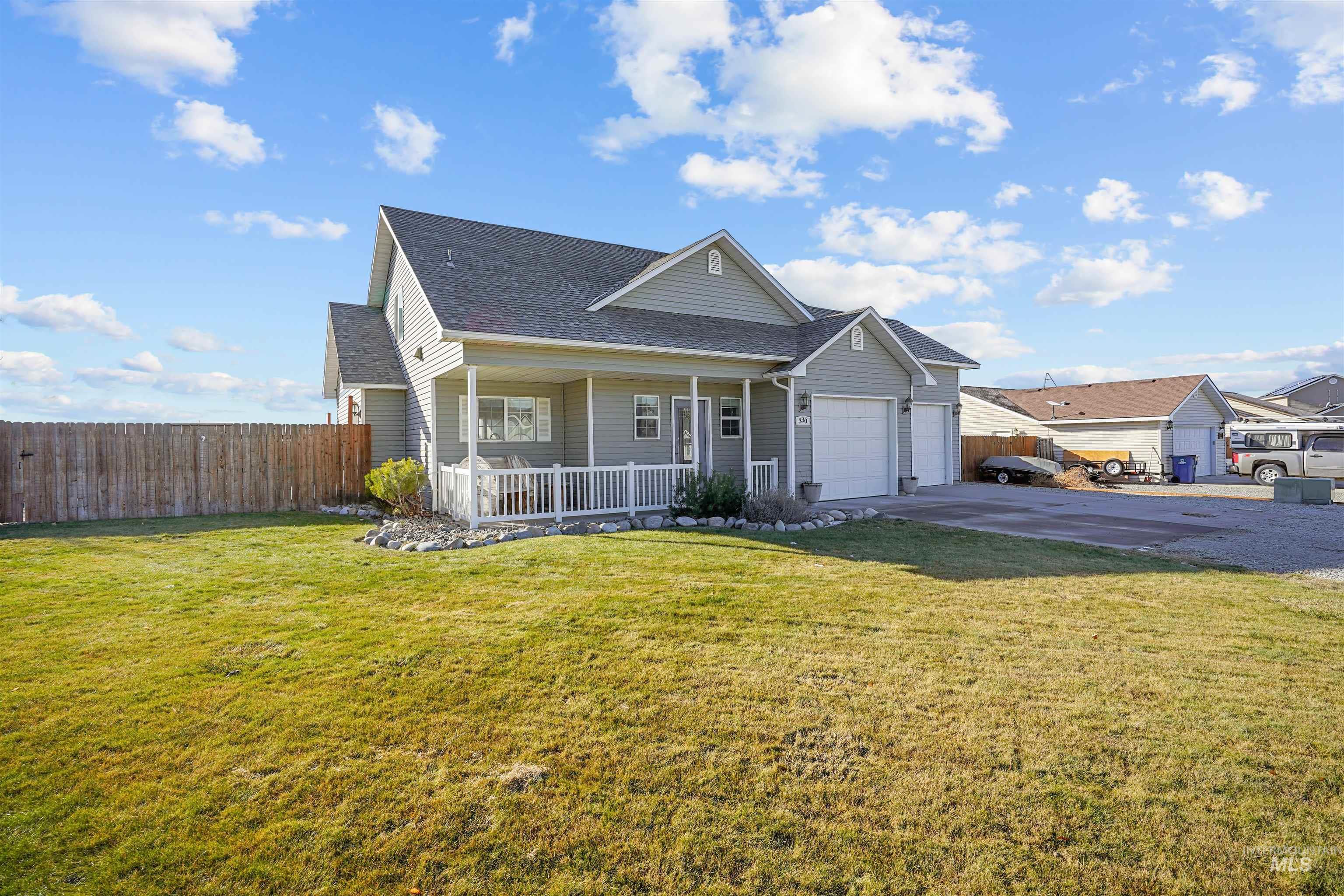 330 W 2nd Street, Hazelton, Idaho 83335, 4 Bedrooms, 2.5 Bathrooms, Residential For Sale, Price $395,000,MLS 98972982