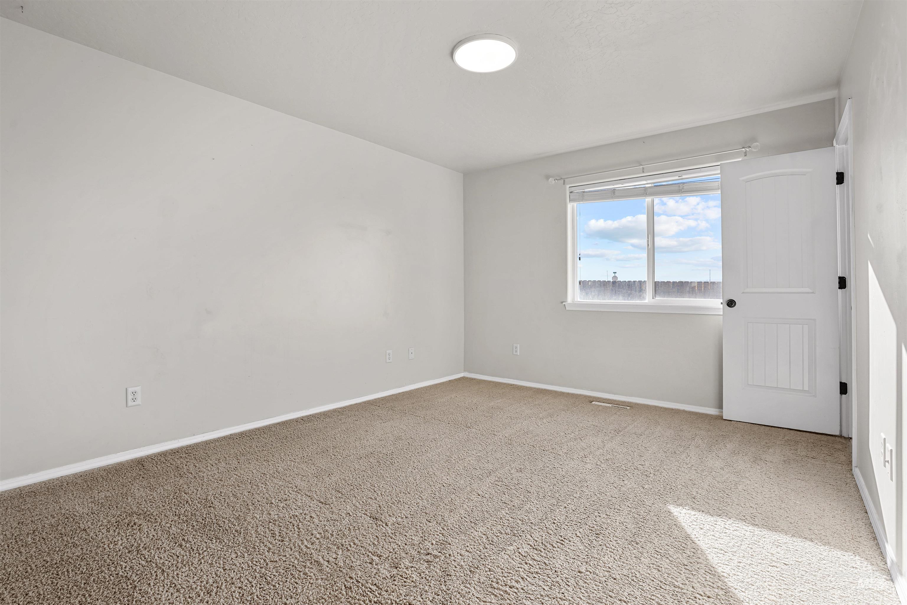 330 W 2nd Street, Hazelton, Idaho 83335, 4 Bedrooms, 2.5 Bathrooms, Residential For Sale, Price $395,000,MLS 98972982