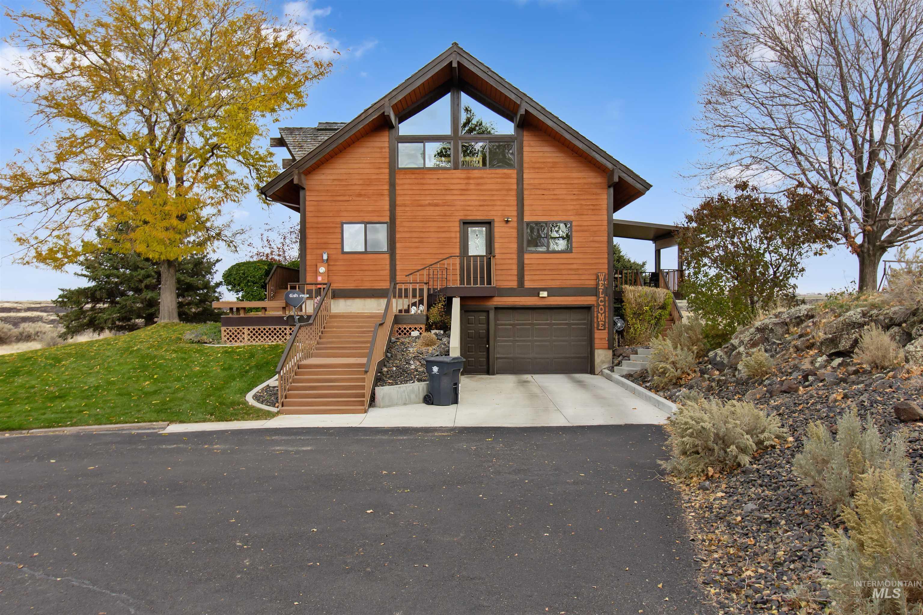 4048 N 3536 E, Kimberly, Idaho 83341, 3 Bedrooms, 3 Bathrooms, Residential For Sale, Price $885,000,MLS 98972983