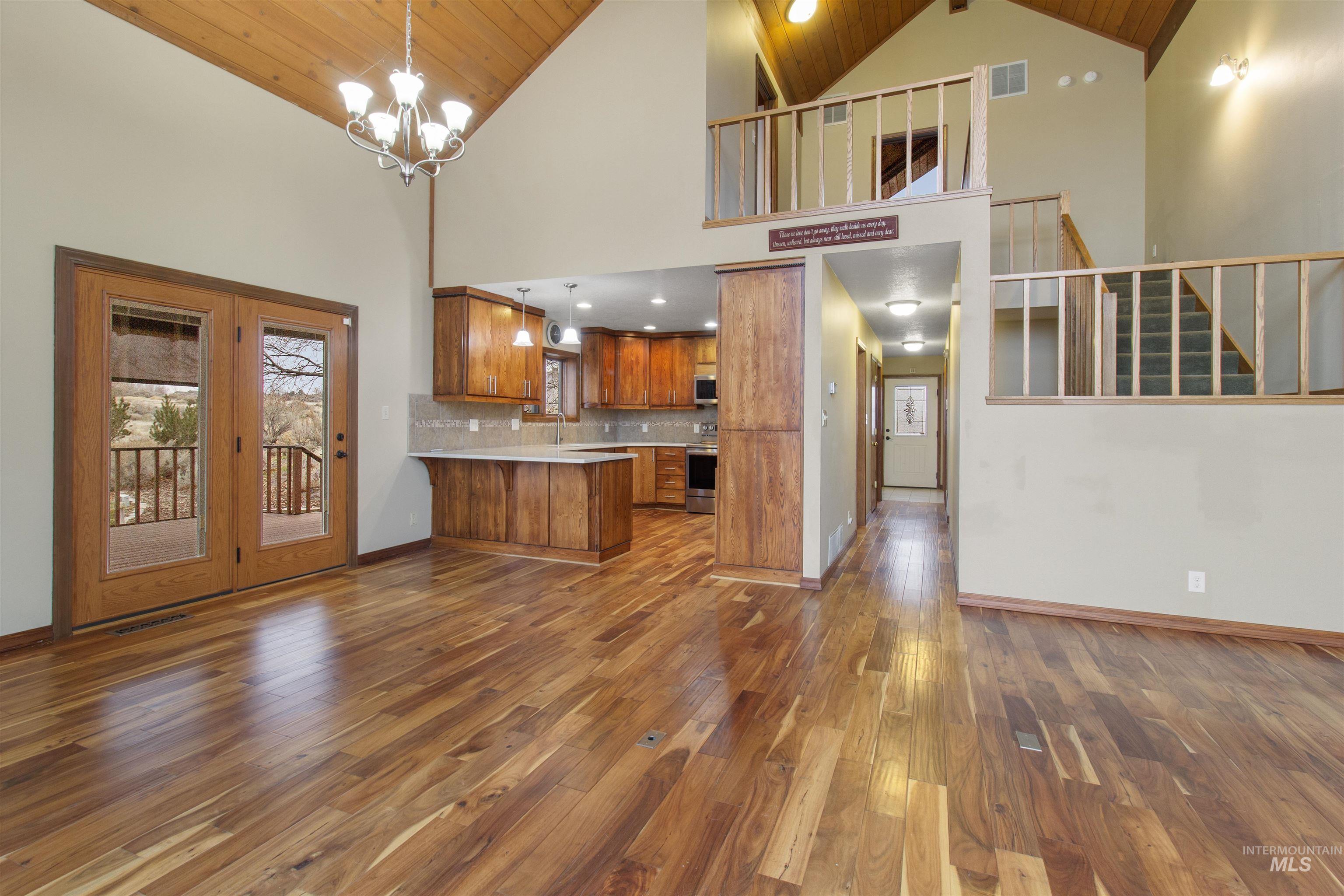 4048 N 3536 E, Kimberly, Idaho 83341, 3 Bedrooms, 3 Bathrooms, Residential For Sale, Price $915,000,MLS 98972983