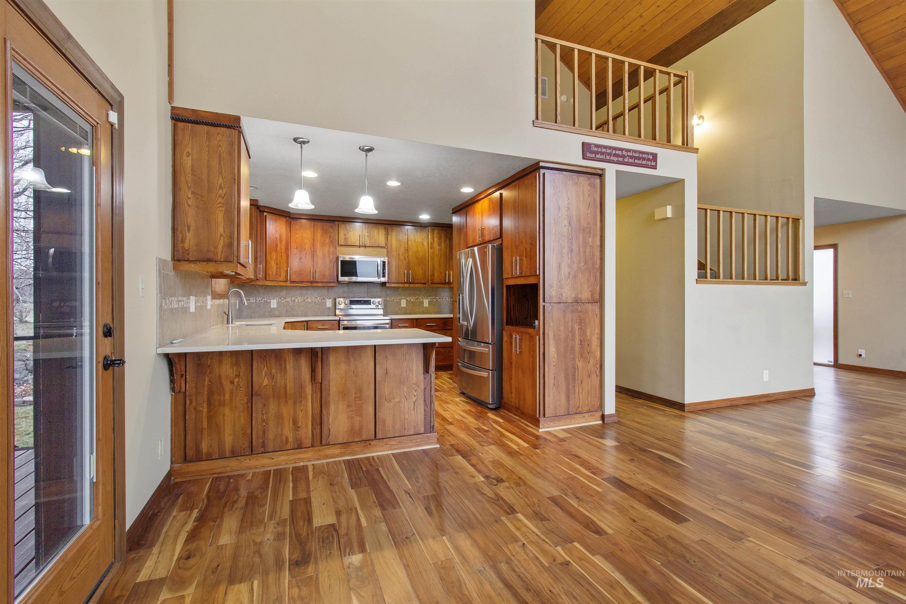 4048 N 3536 E, Kimberly, Idaho 83341, 3 Bedrooms, 3 Bathrooms, Residential For Sale, Price $885,000,MLS 98972983