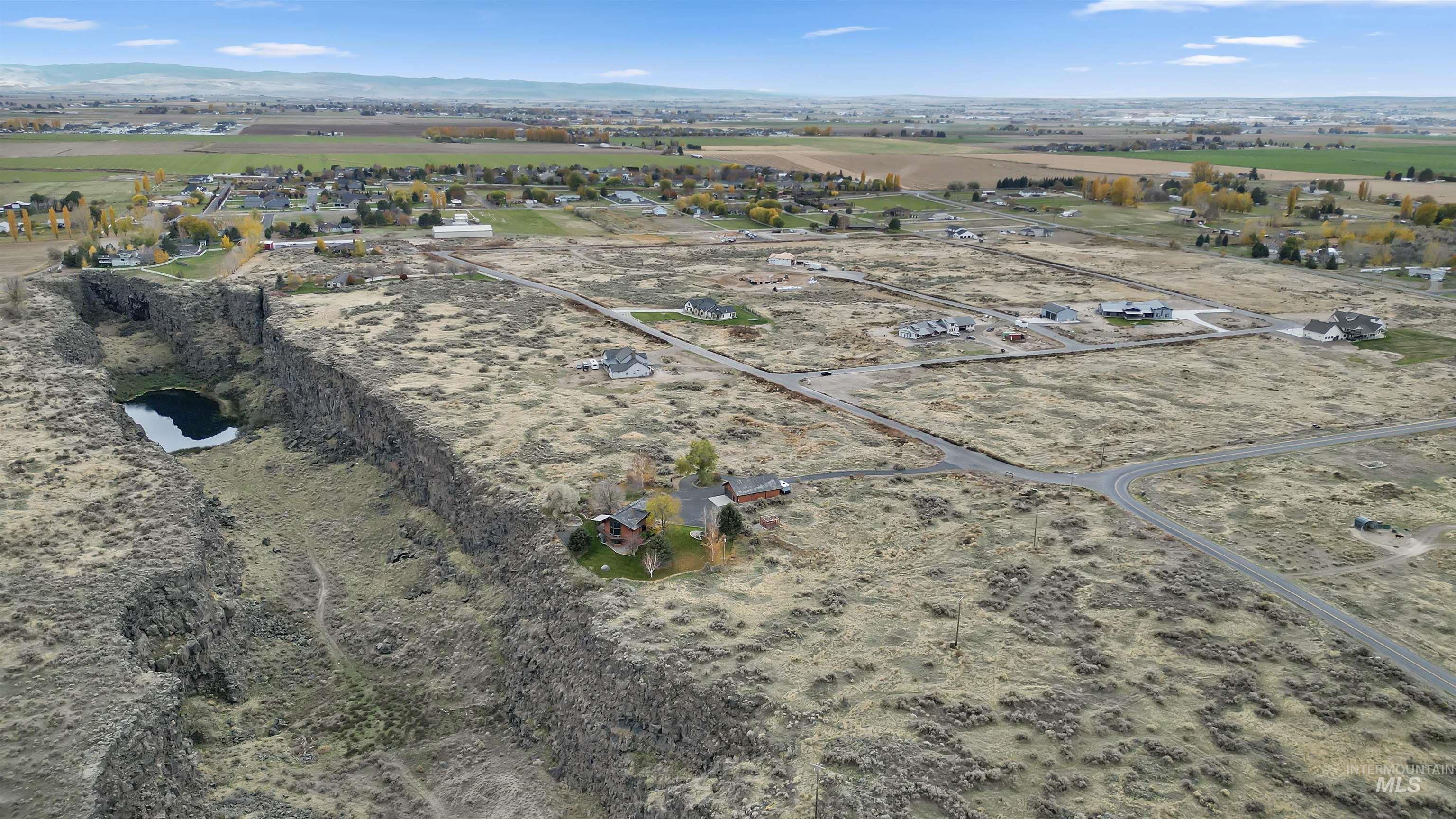 4048 N 3536 E, Kimberly, Idaho 83341, 3 Bedrooms, 3 Bathrooms, Residential For Sale, Price $915,000,MLS 98972983