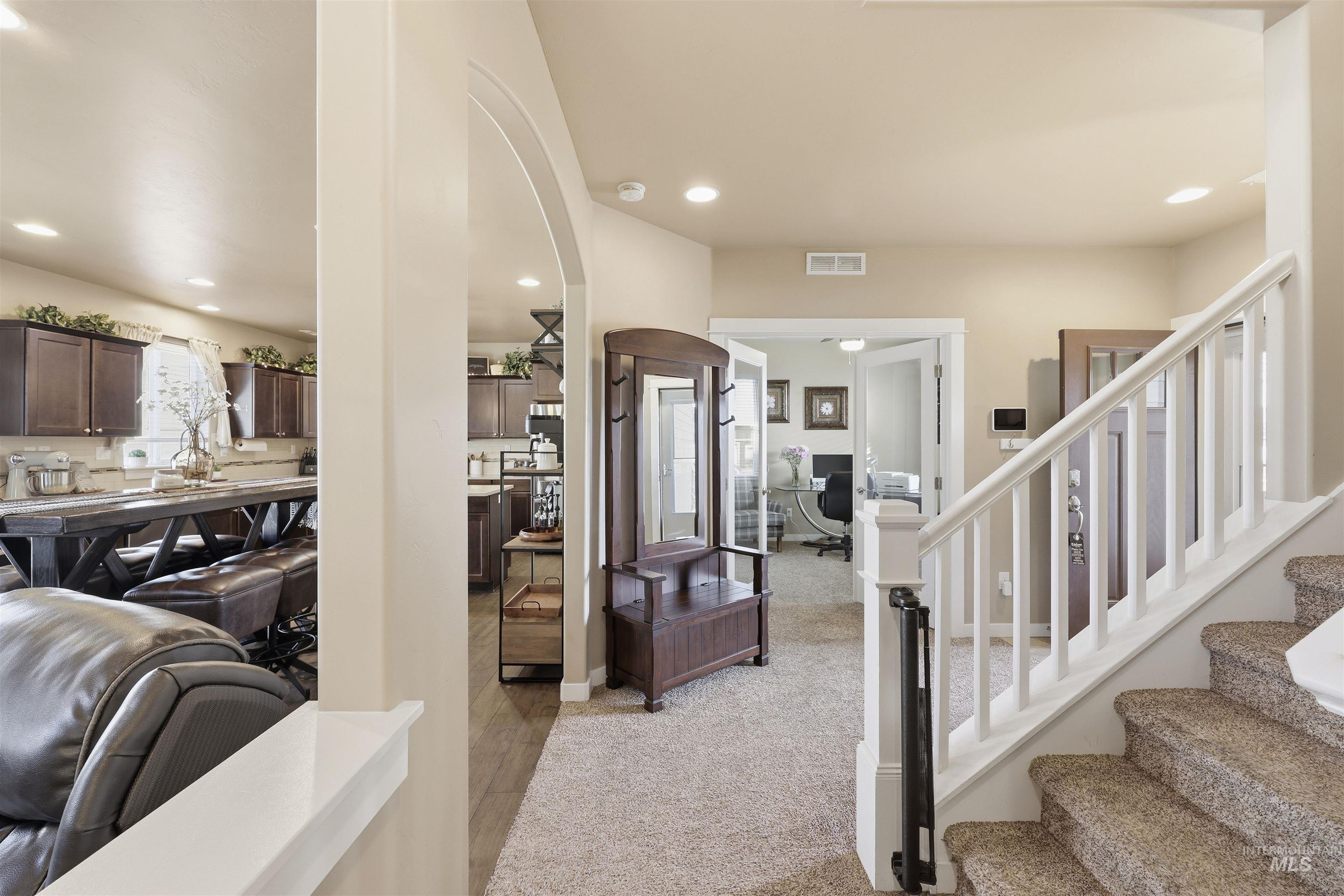 431 S Rocker Avenue, Kuna, Idaho 83634, 4 Bedrooms, 2.5 Bathrooms, Residential For Sale, Price $535,000,MLS 98972984