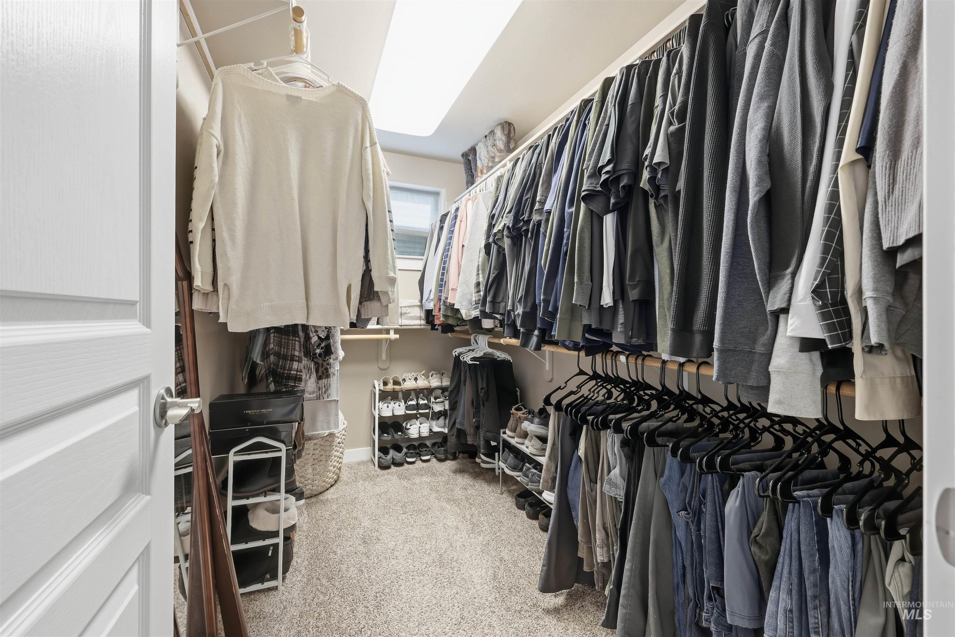 431 S Rocker Avenue, Kuna, Idaho 83634, 4 Bedrooms, 2.5 Bathrooms, Residential For Sale, Price $535,000,MLS 98972984