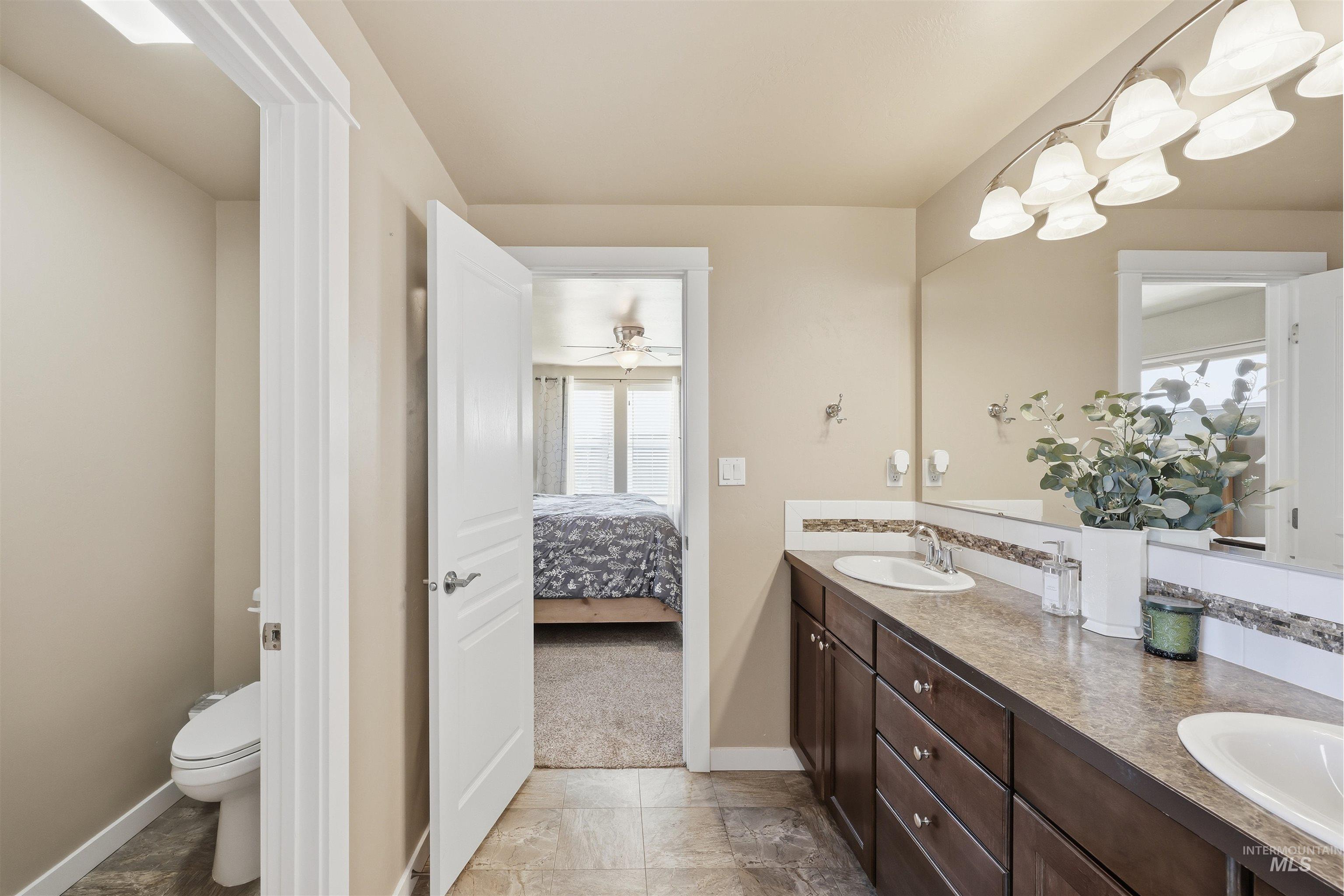 431 S Rocker Avenue, Kuna, Idaho 83634, 4 Bedrooms, 2.5 Bathrooms, Residential For Sale, Price $535,000,MLS 98972984