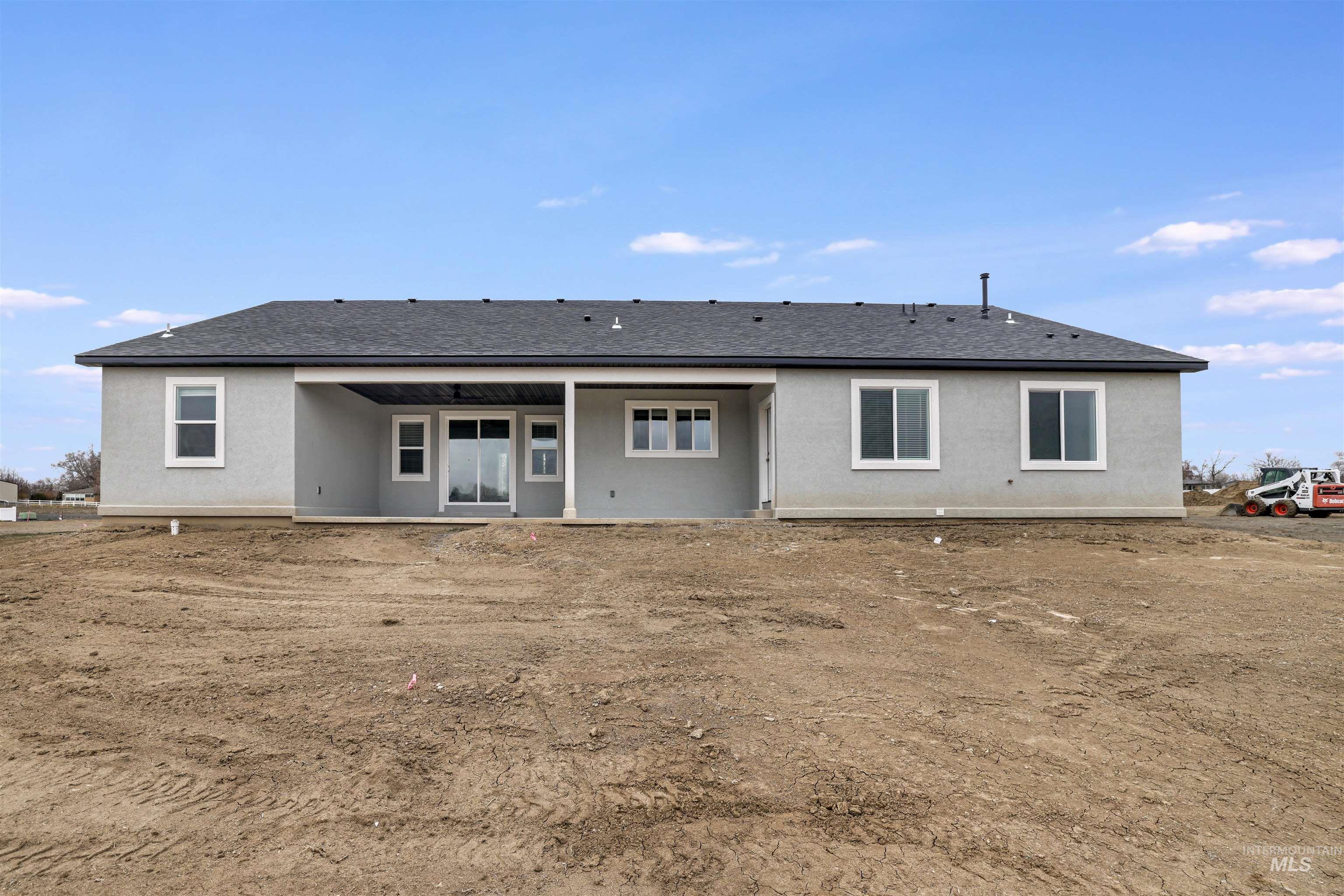 109 Stella Circle, Hagerman, Idaho 83332, 3 Bedrooms, 2 Bathrooms, Residential For Sale, Price $744,900,MLS 98972985