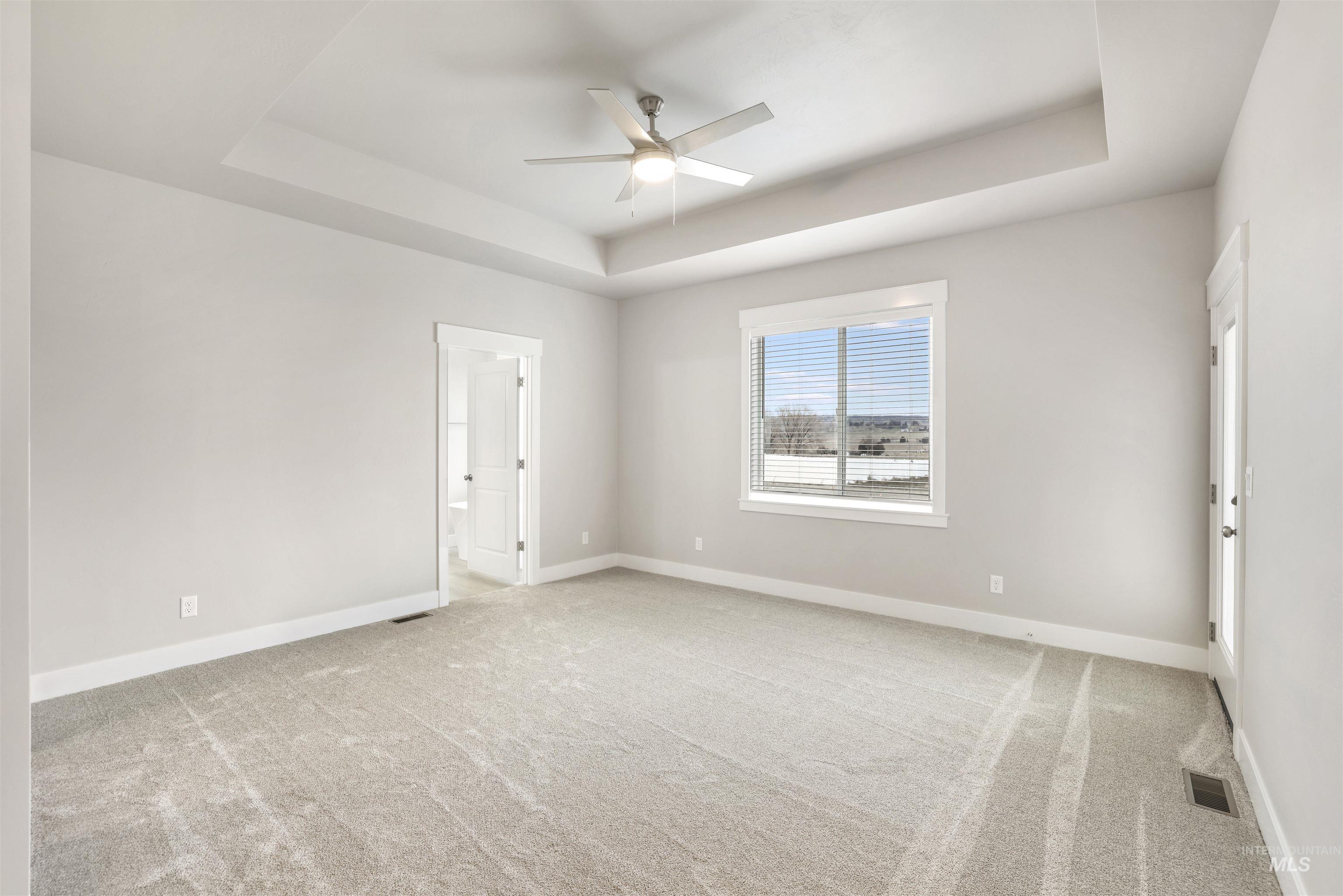 109 Stella Circle, Hagerman, Idaho 83332, 3 Bedrooms, 2 Bathrooms, Residential For Sale, Price $749,900,MLS 98972985