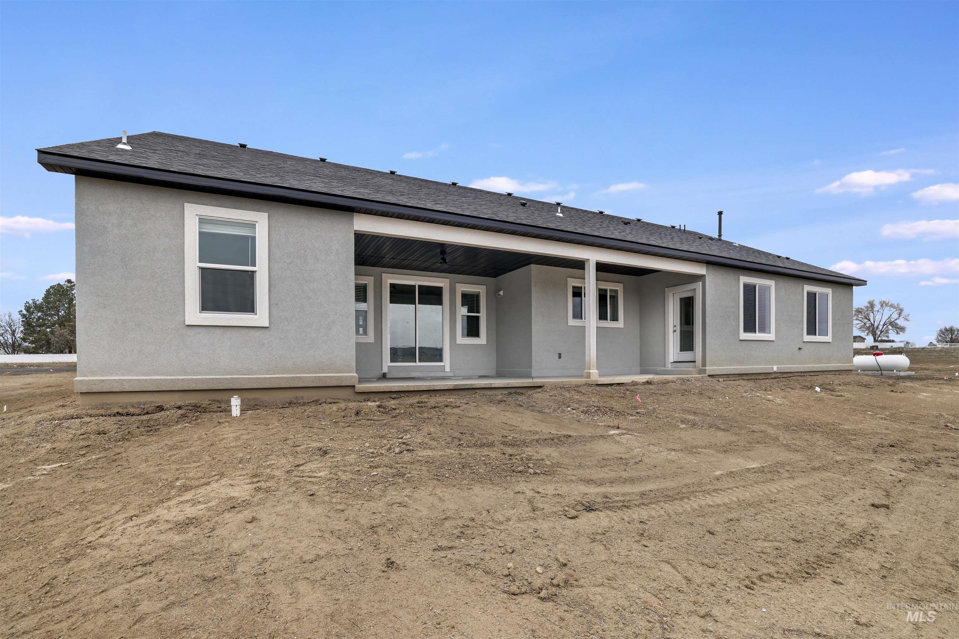 109 Stella Circle, Hagerman, Idaho 83332, 3 Bedrooms, 2 Bathrooms, Residential For Sale, Price $749,900,MLS 98972985