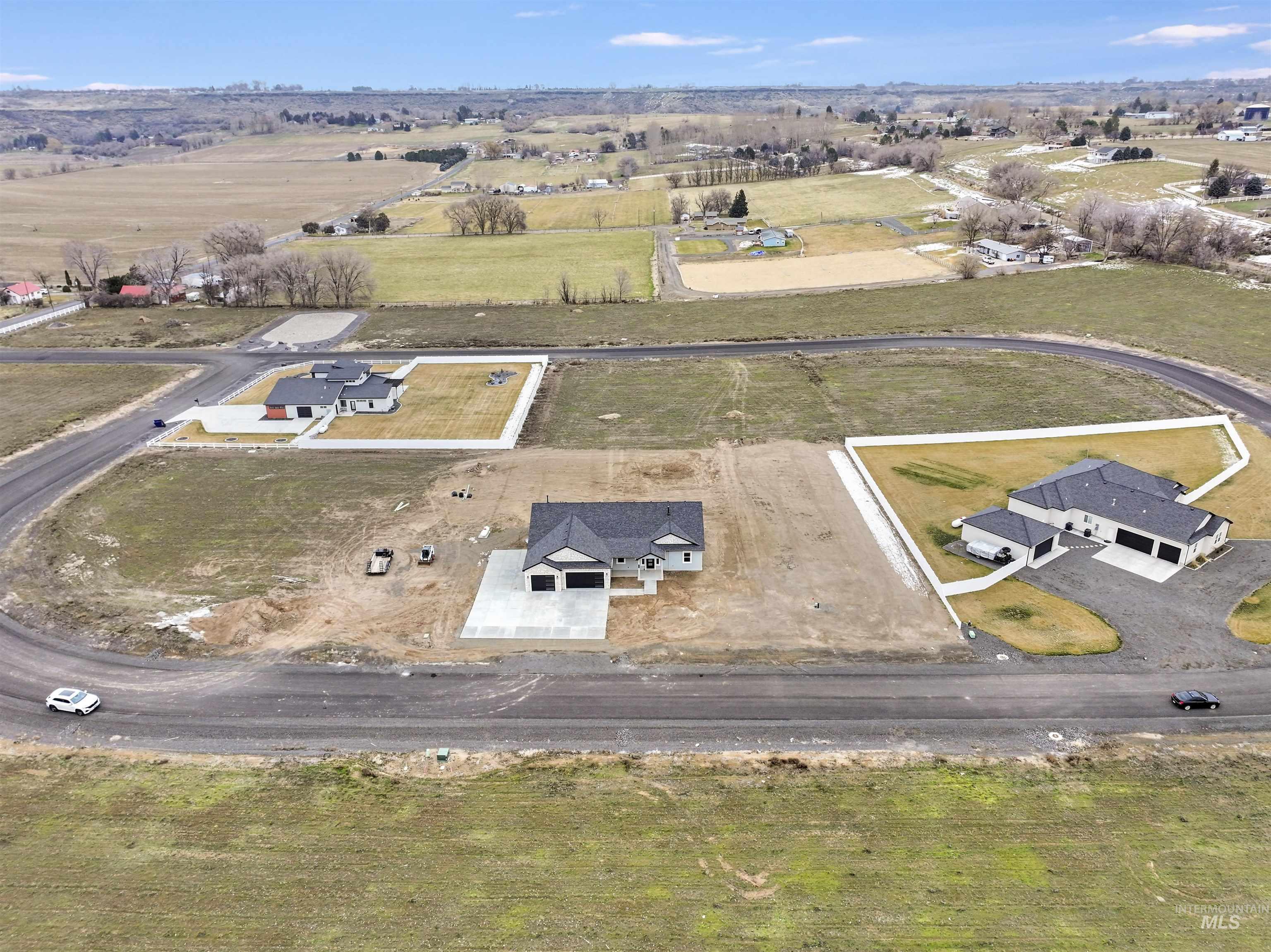 109 Stella Circle, Hagerman, Idaho 83332, 3 Bedrooms, 2 Bathrooms, Residential For Sale, Price $744,900,MLS 98972985