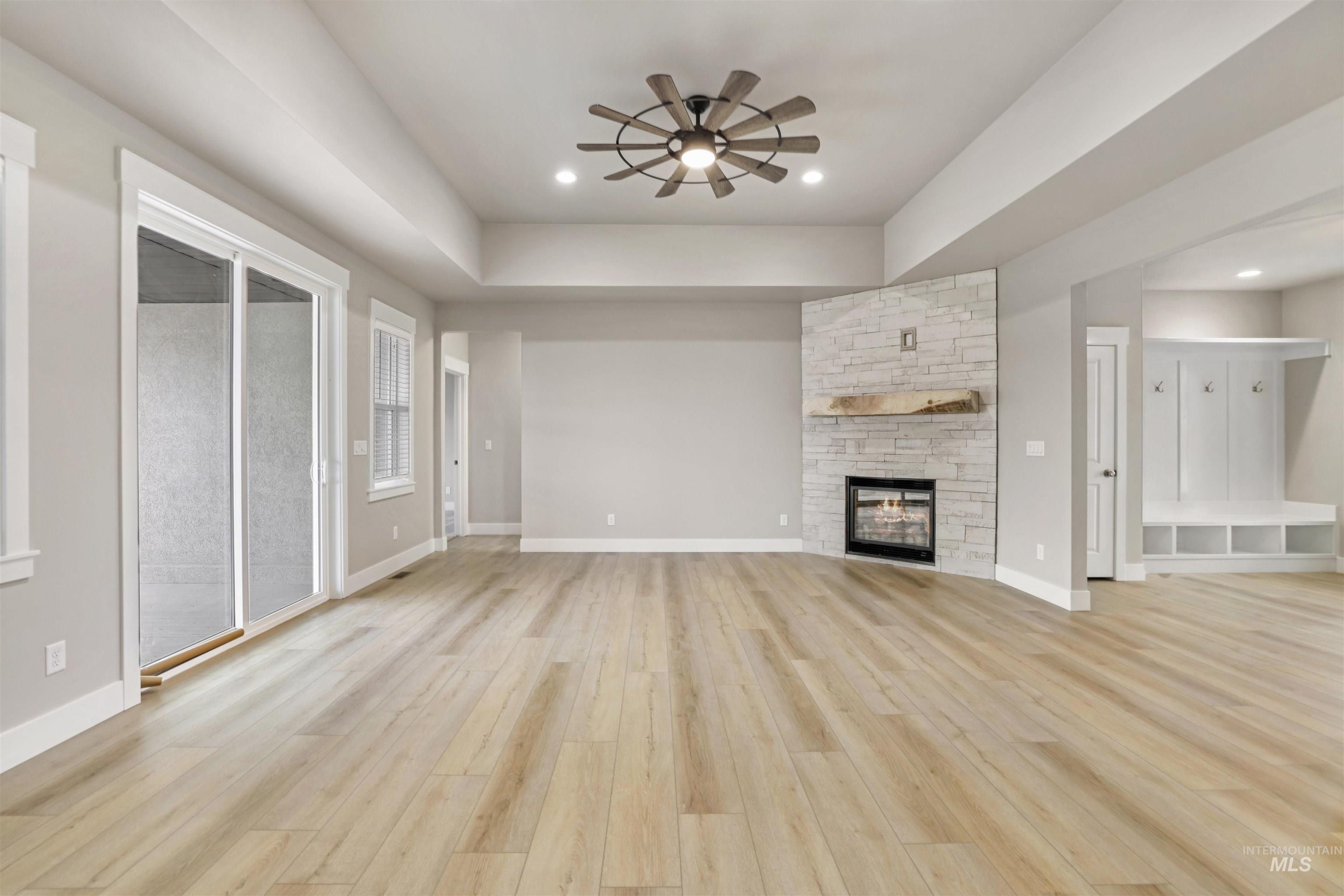 109 Stella Circle, Hagerman, Idaho 83332, 3 Bedrooms, 2 Bathrooms, Residential For Sale, Price $749,900,MLS 98972985