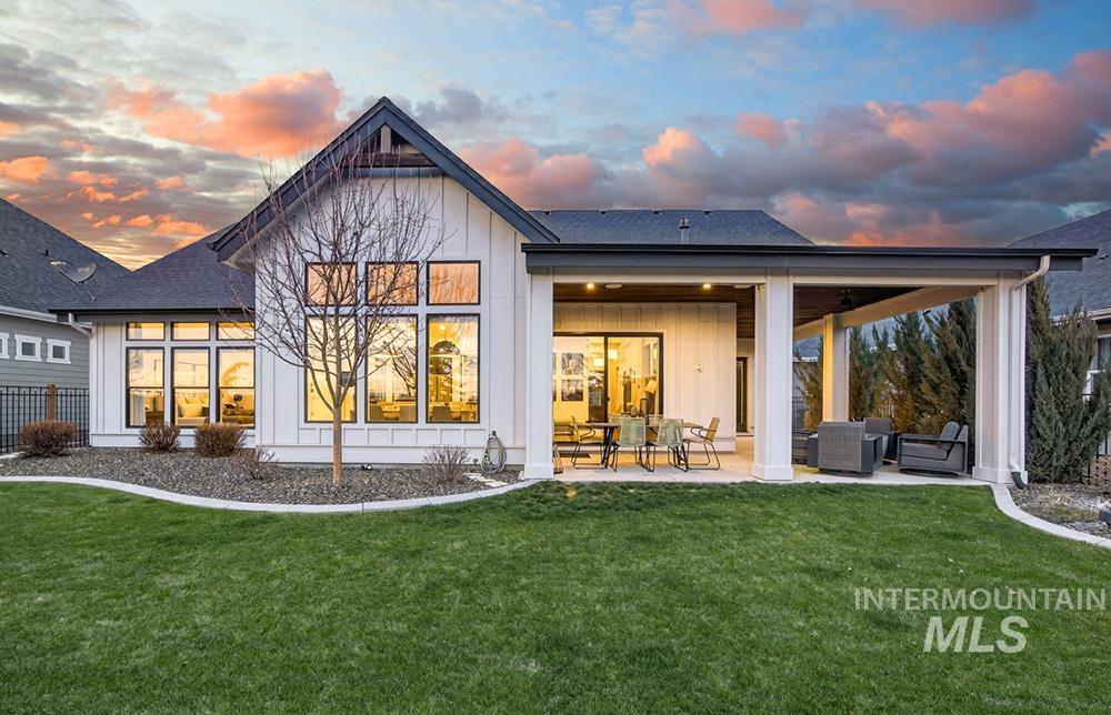 8165 W Corinthia St, Eagle, Idaho 83616, 3 Bedrooms, 2.5 Bathrooms, Residential For Sale, Price $877,000, 98972986